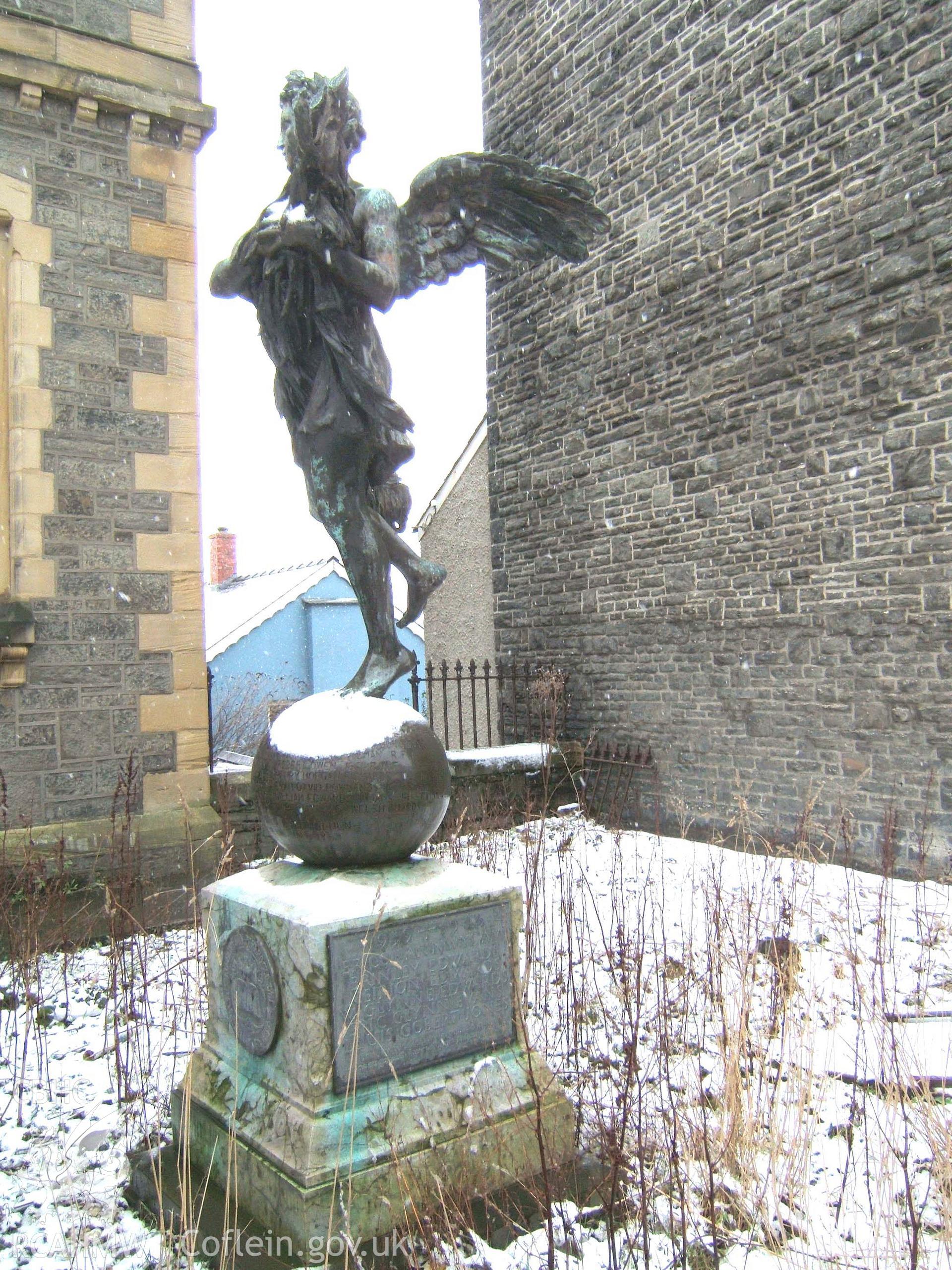 statue from the north in snowstorm.