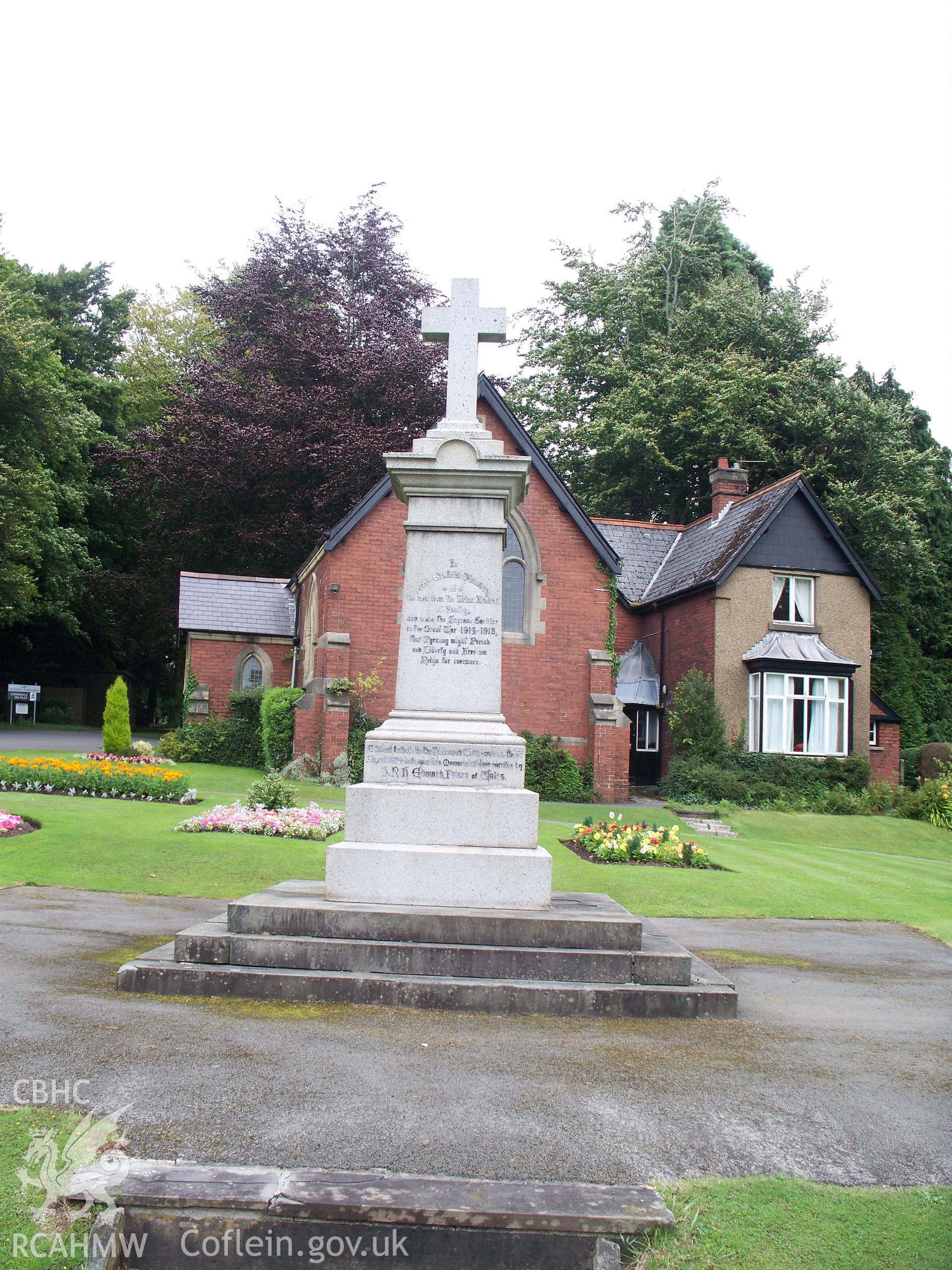 Cemetery gates from the north-east.