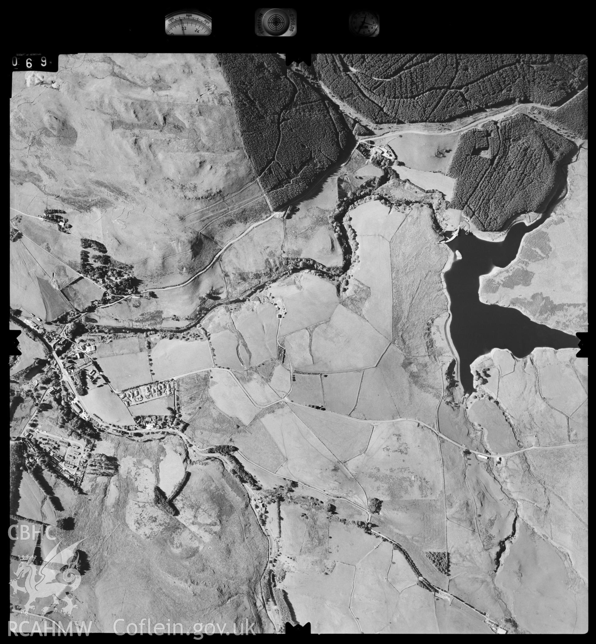 Digitized copy of an aerial photograph showing an area SN68/78, taken by Ordnance Survey, 1994.