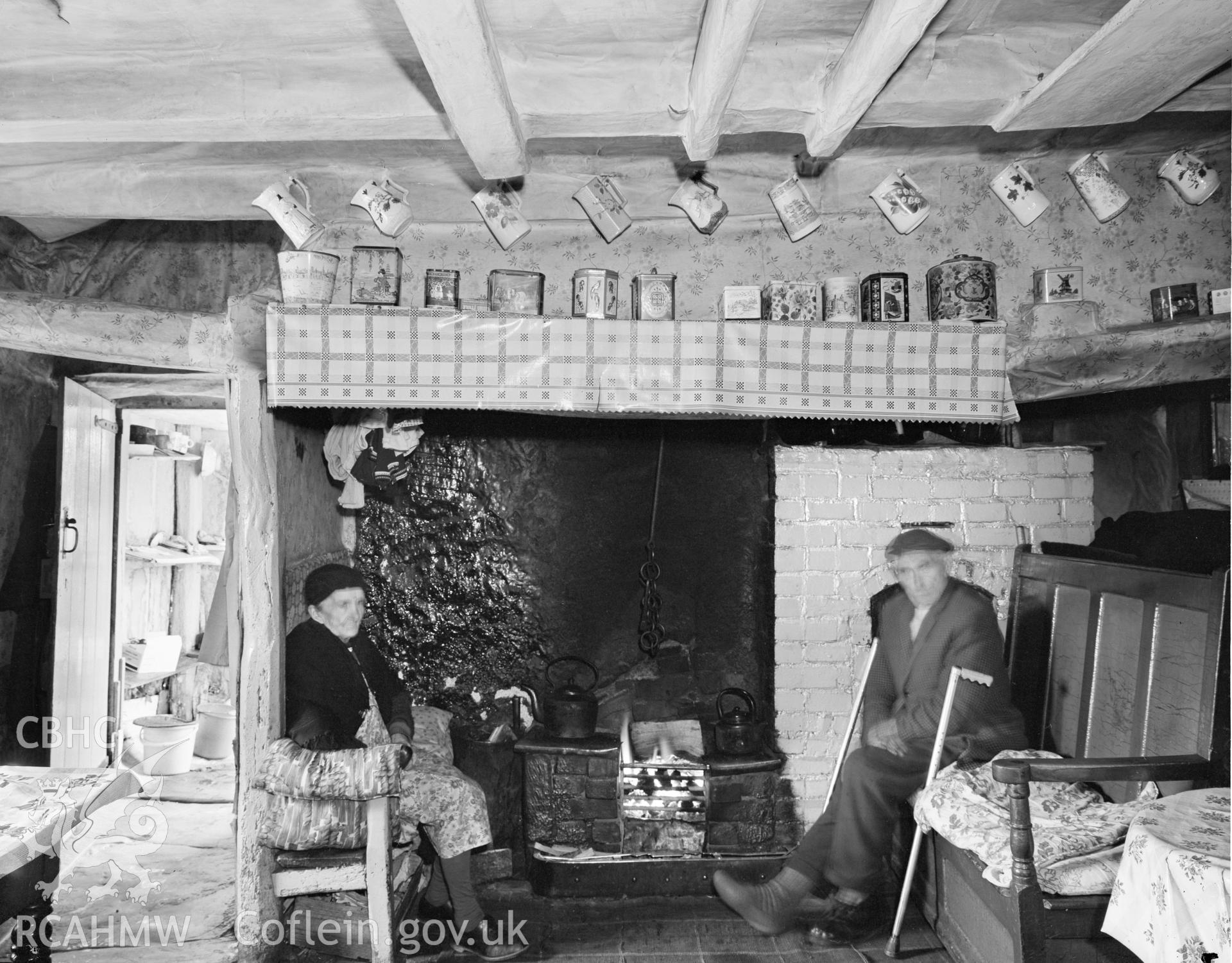 Internal view of the fireplace