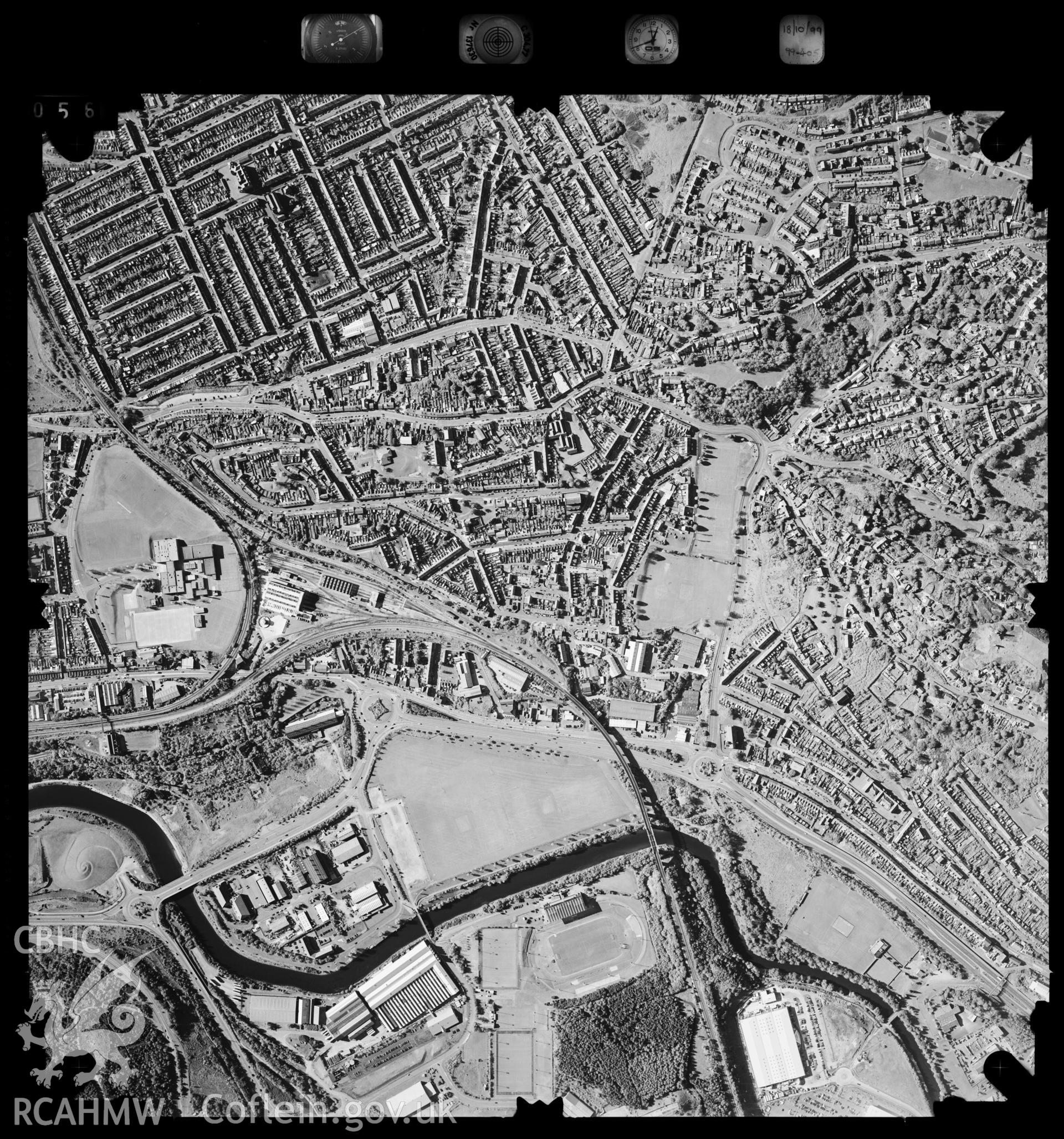 Digitized copy of an aerial photograph showing the Manselton area, taken by Ordnance Survey, 199.