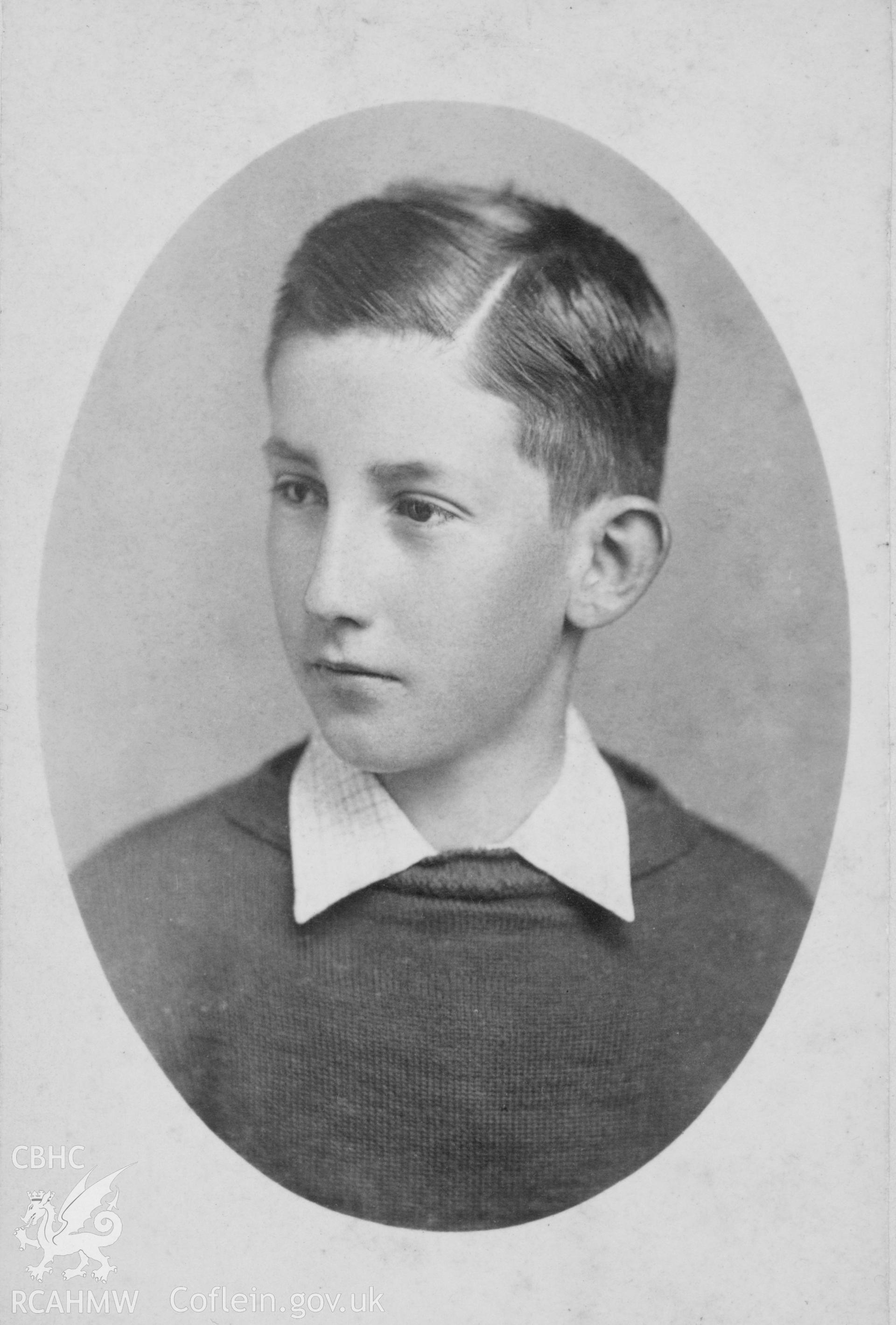 Photographic portrait of Herbert North as a child.