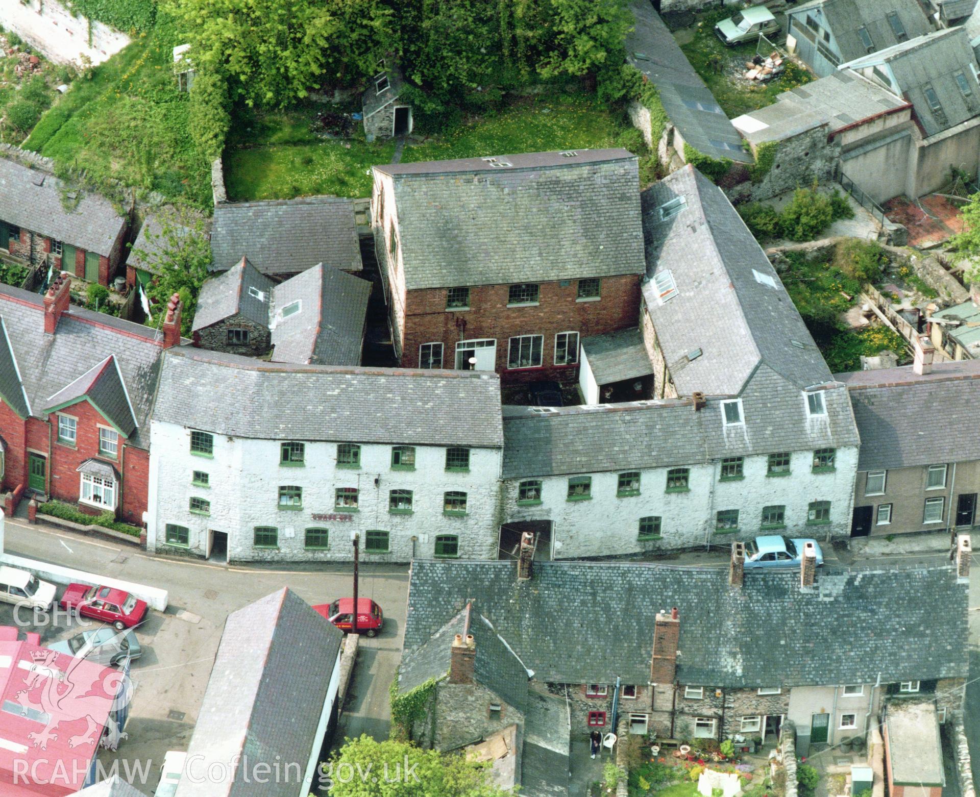 Gwasg Gee, Denbigh; colour AP taken by Cambrian Photo, dating from the late 1980's, donated by Nathan Blanchard of Denbighshire County Council.