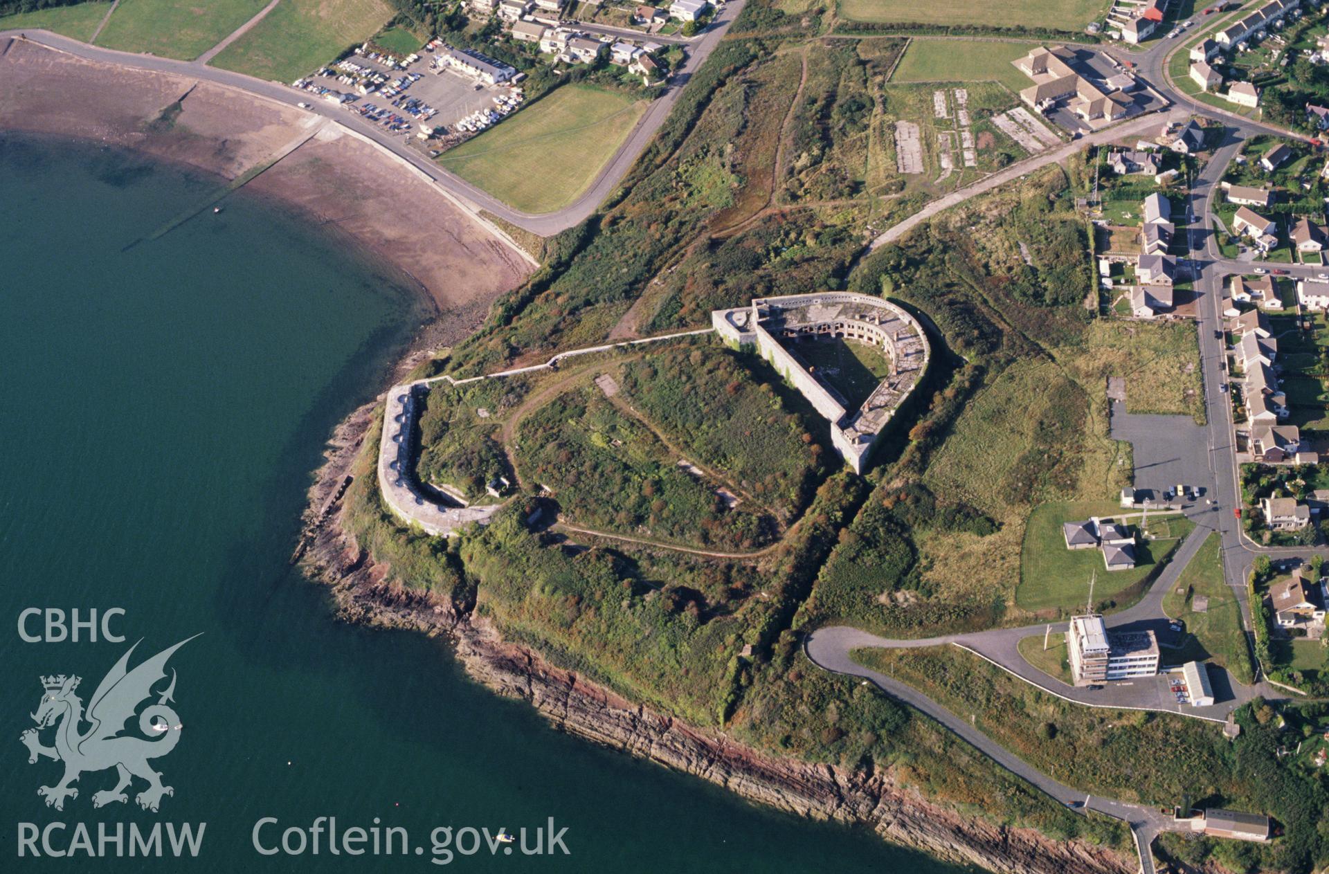 RCAHMW colour slide oblique aerial photograph of Fort Hubberston, Pembrokeshire, taken by C.R. Musson, 1990
