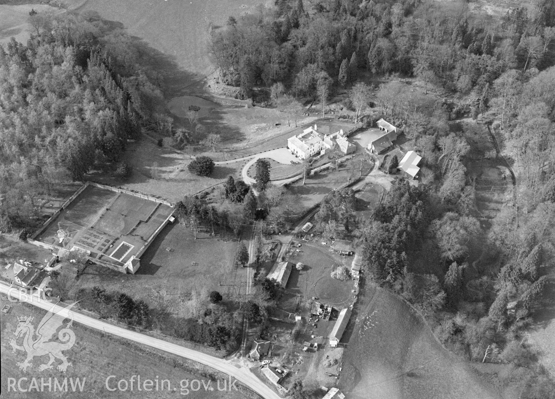 RCAHMW Black and white oblique aerial photograph of Evancoyd, Old Radnor, taken on 14/03/1999 by CR Musson
