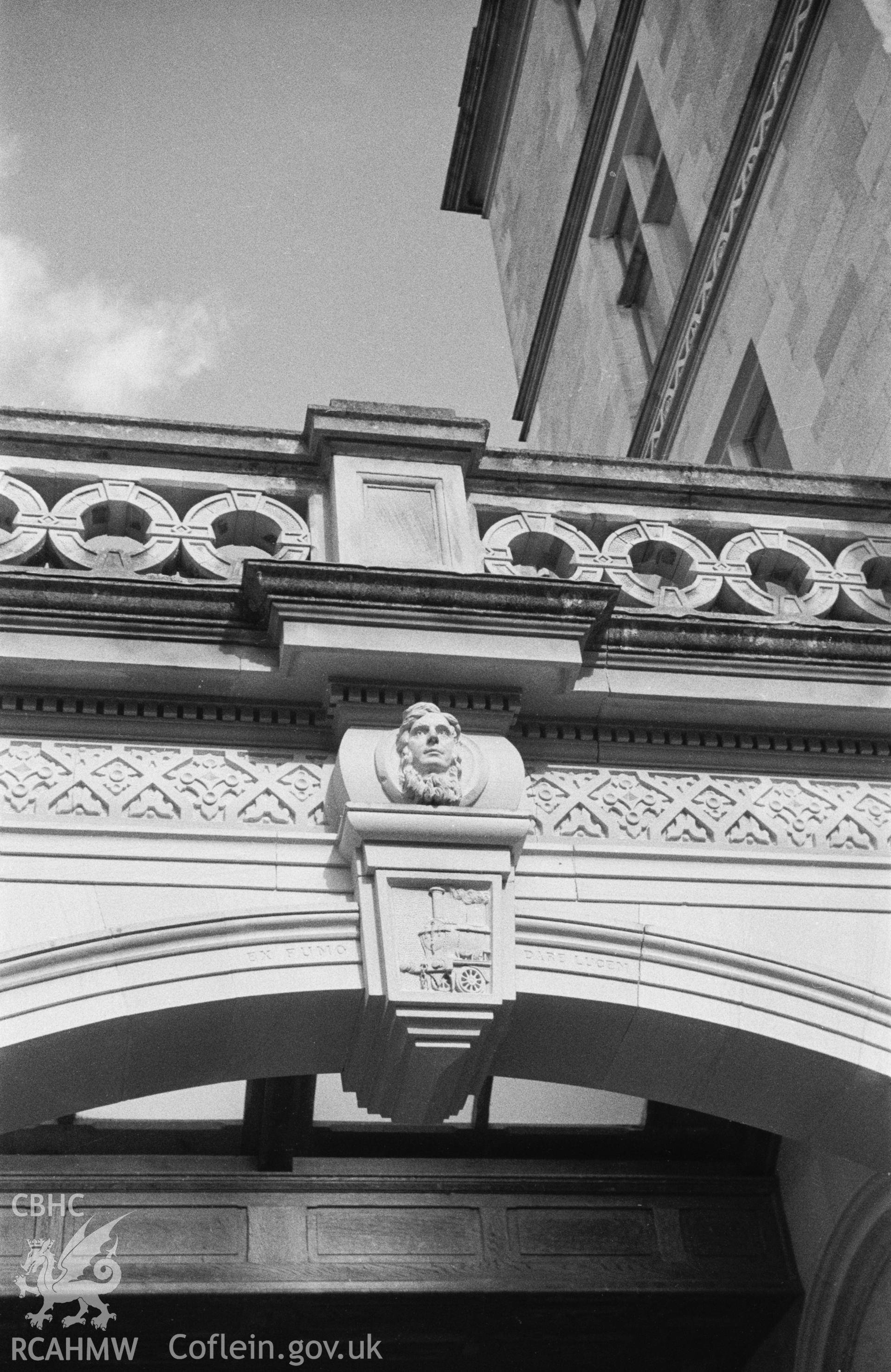 Exterior, stonework on porch. NA/GEN/89/114e