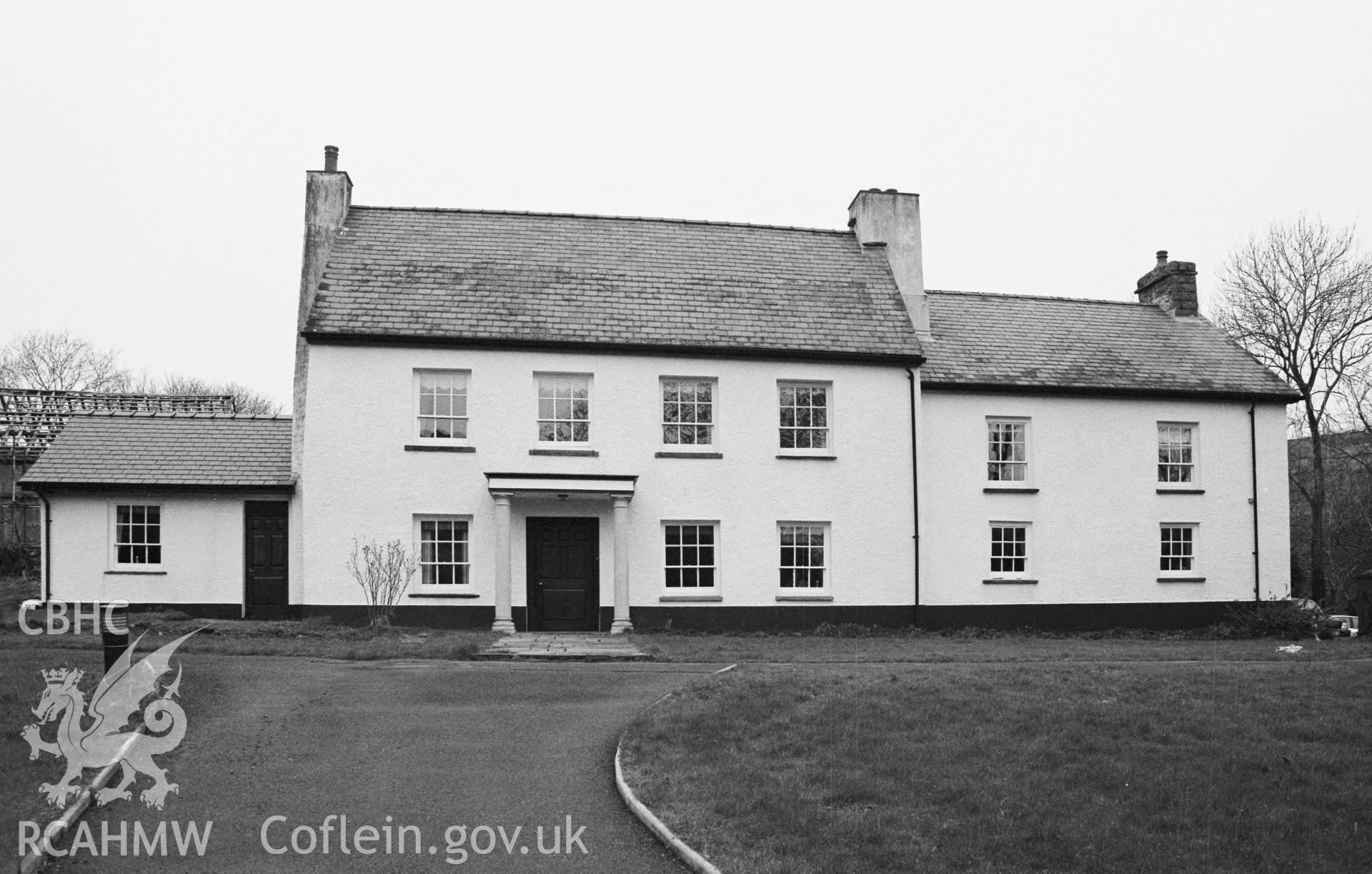 Exterior; S elevation.