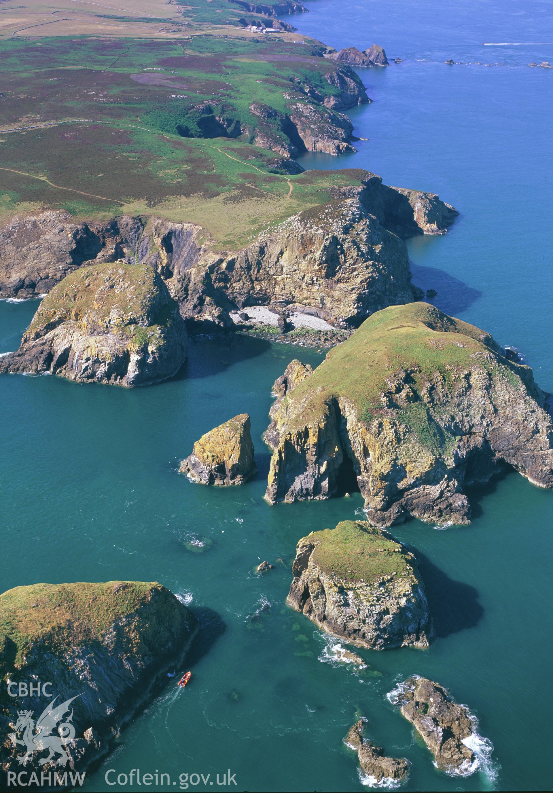 RCAHMW colour oblique aerial photograph of Ramsey Island, taken by Toby Driver, 2002