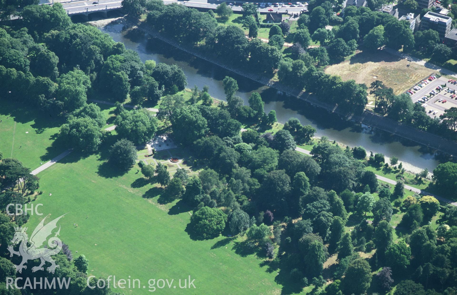 RCAHMW colour slide aerial photograph of Cardiff Sophia Gardens, Castle and Priory. Taken by C R Musson on 20/07/1995