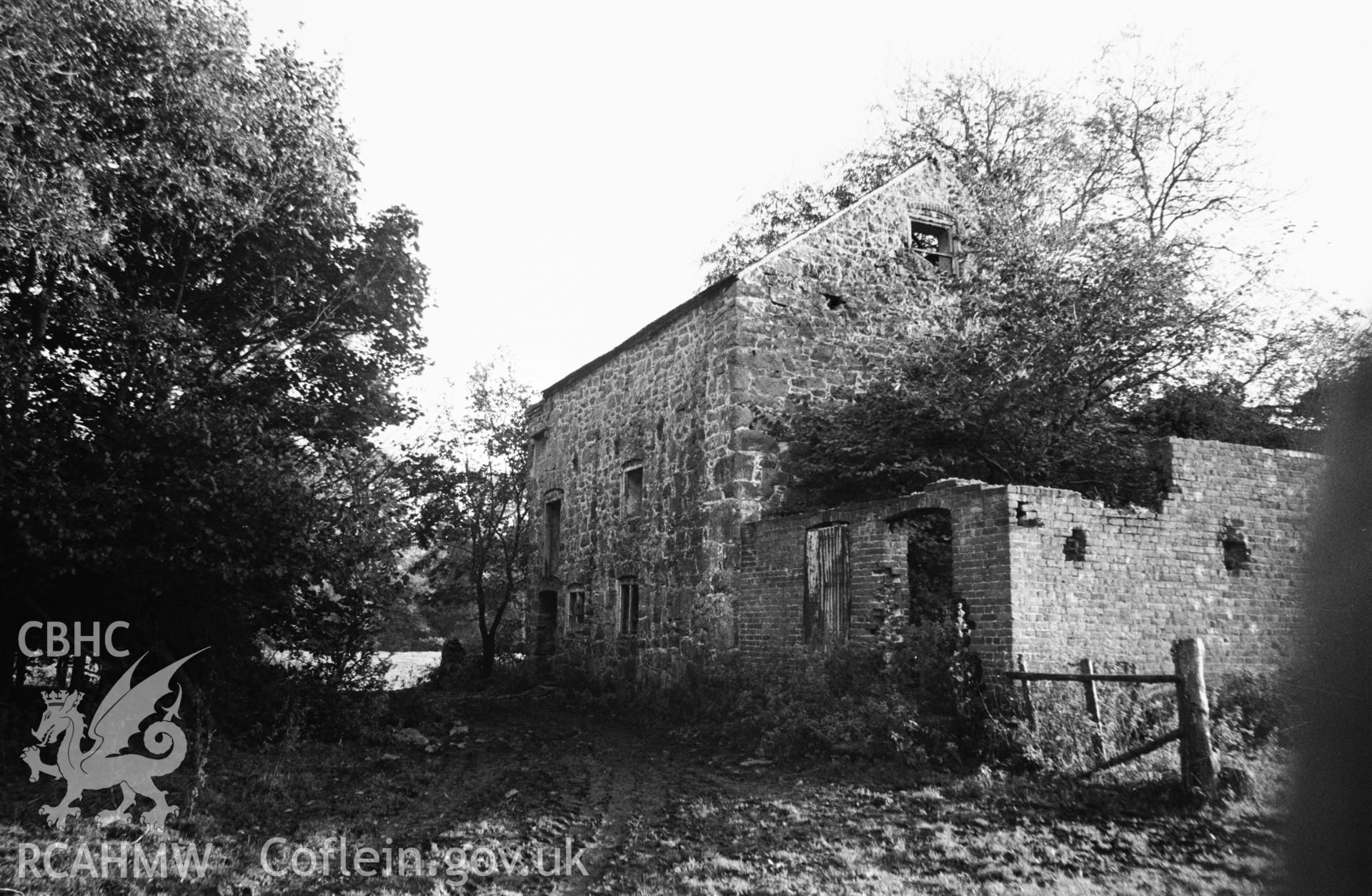 Pontysgawryd Corn Mill; photo survey comprising 9 B&W prints taken by Brian Malaws, dated 25th October 1997.  Negatives held.