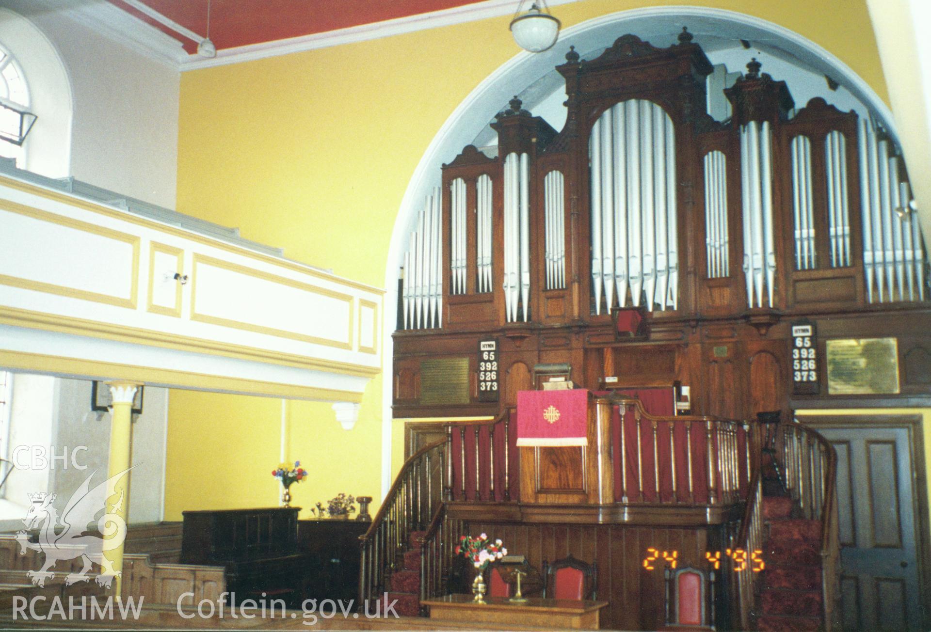 Digital copy of a colour photograph showing an interior view  of Tabernacle Congregational Chapel, Narberth, taken by Robert Scourfield, 1996.