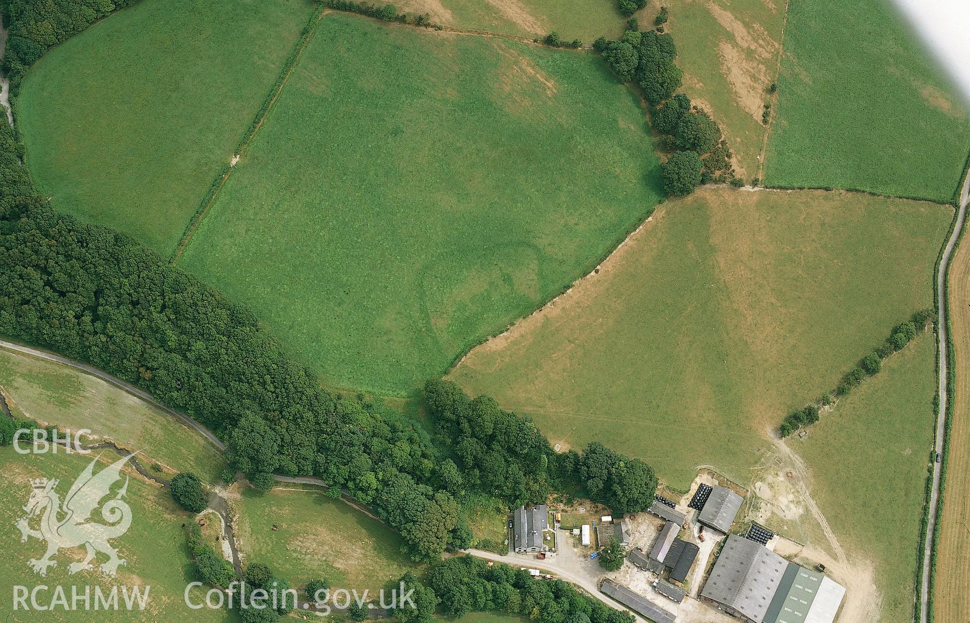 RCAHMW colour slide oblique aerial photograph of Cyncoed, Melindwr, taken on 02/08/1999 by Toby Driver