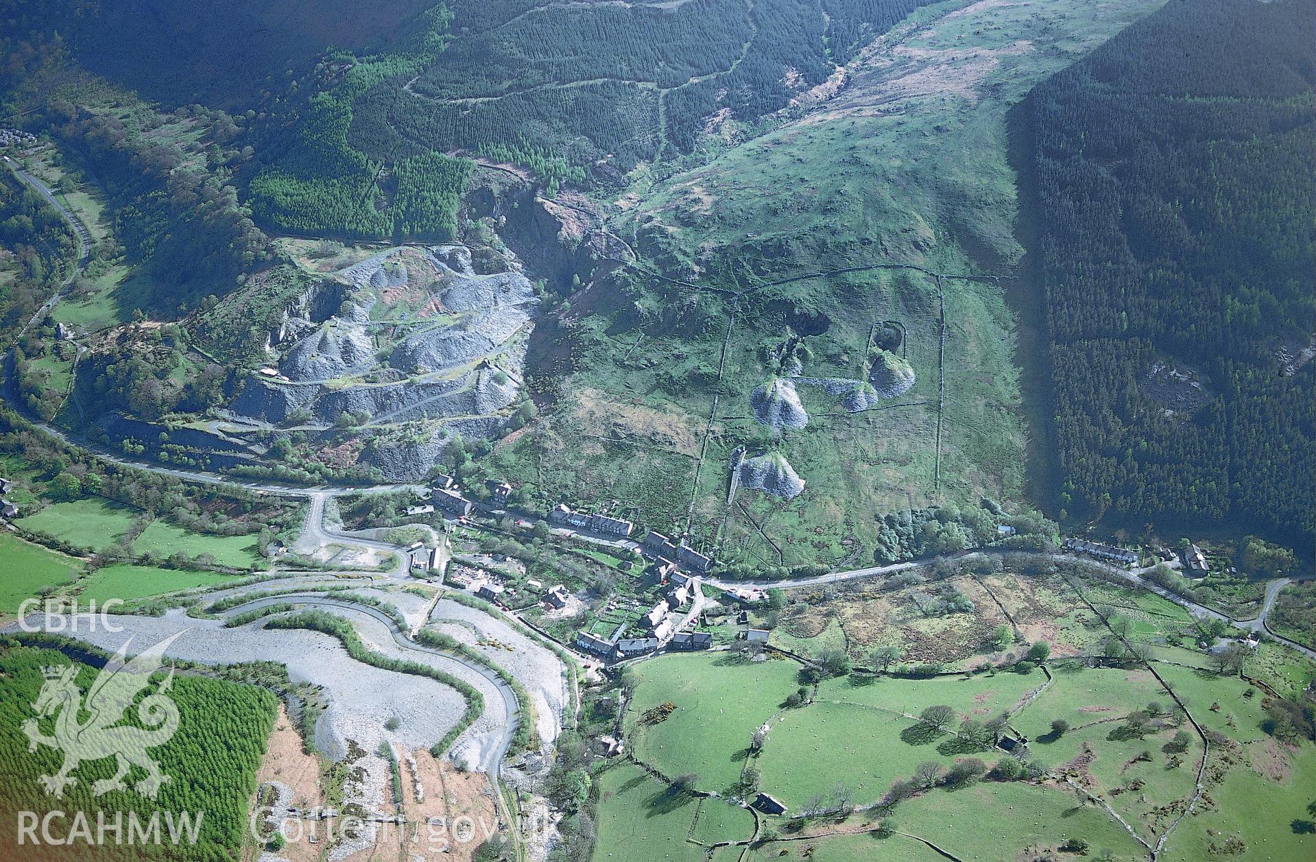 RCAHMW colour slide oblique aerial photograph of Abercwmeiddaw Slate Quarry, Corris, taken on 29/04/1999 by Toby Driver.