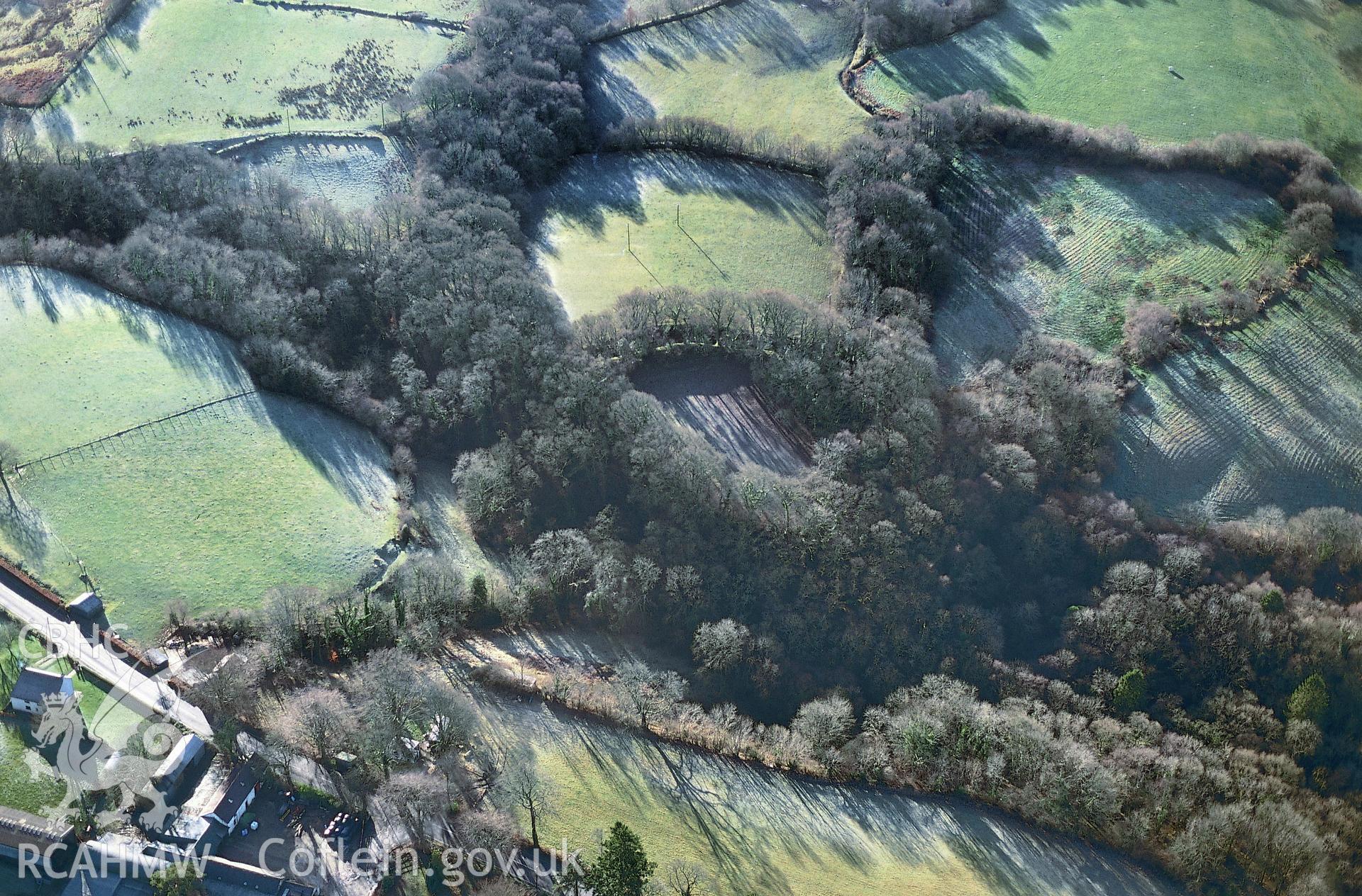 RCAHMW colour slide oblique aerial photograph of Castell Cwmere, Temple Bar, Llanfihangel Ystrad, taken on 19/12/1999 by Toby Driver