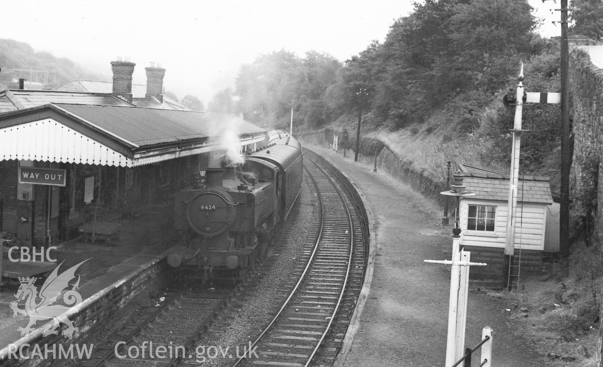 Black and white postcard showing view of Blaenavon Railway Station (lower level). From Rokeby Album VII part 1 of 2 no.11a. Photograph taken in 1961.