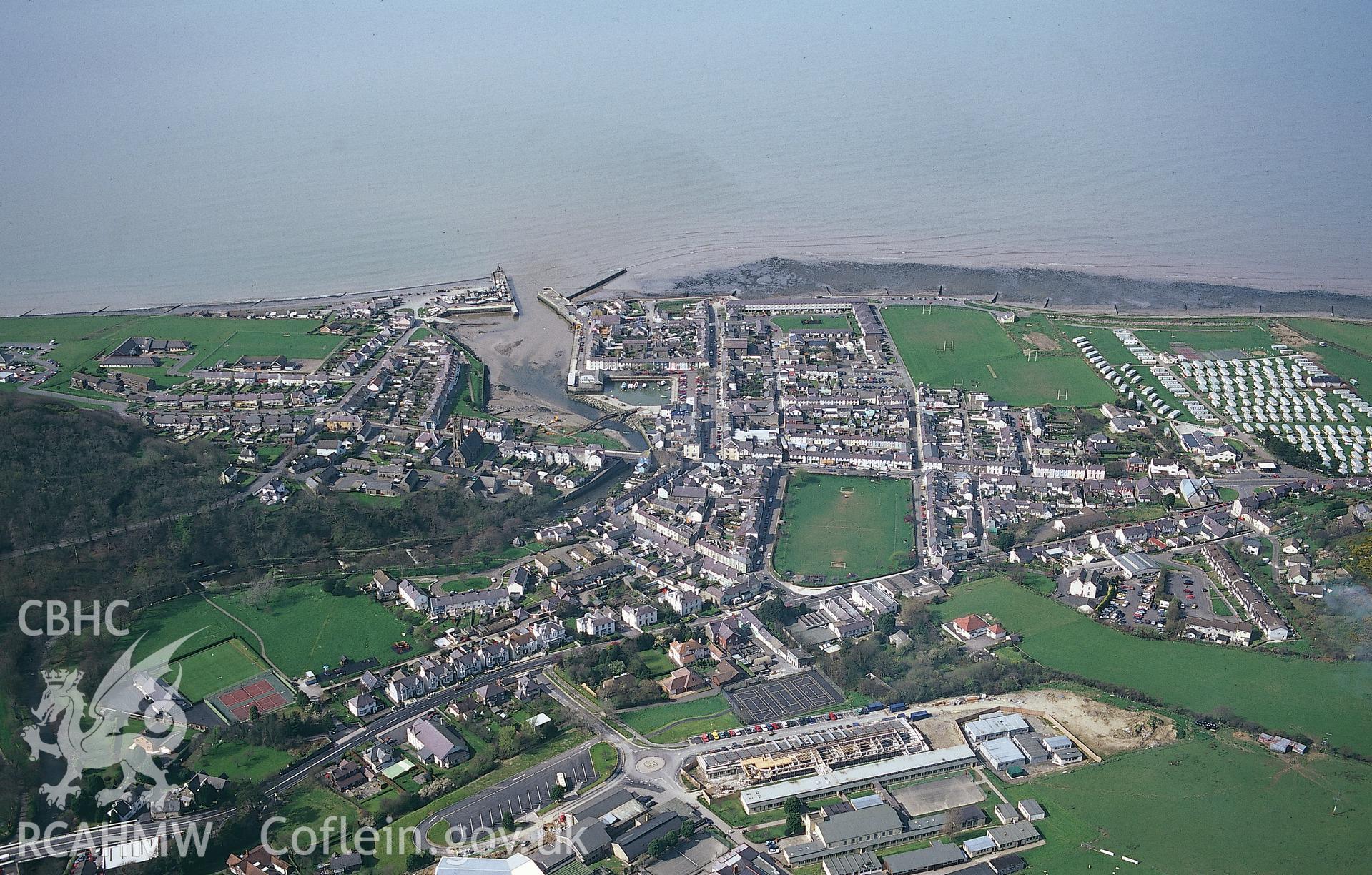 RCAHMW colour slide oblique aerial photograph of Aberaeron, taken on 31/03/1998 by Toby Driver