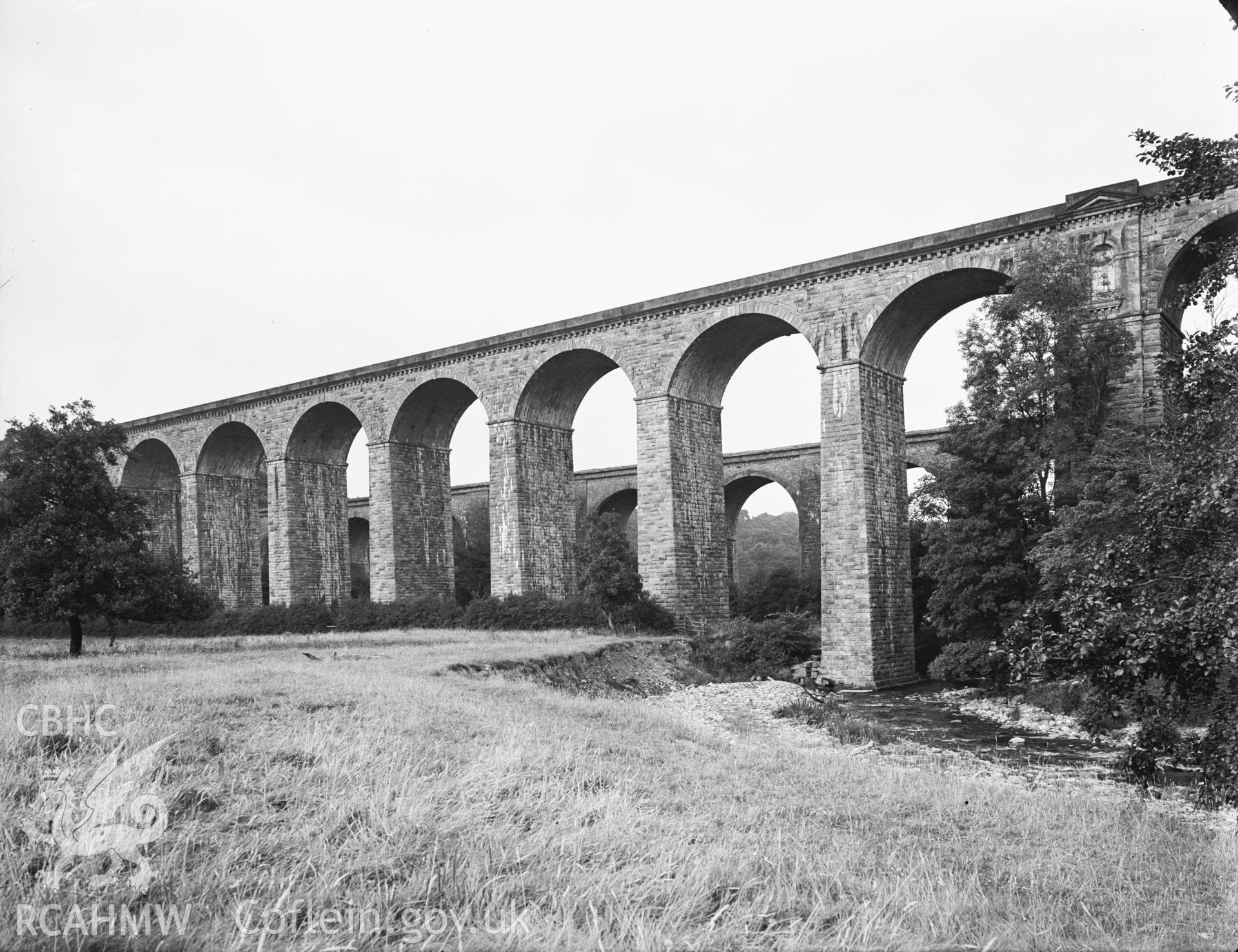 Black and white photograph showing Chirk Aqueduct and Viaduct (NPRN 87002), Denbighshire, looking from S.