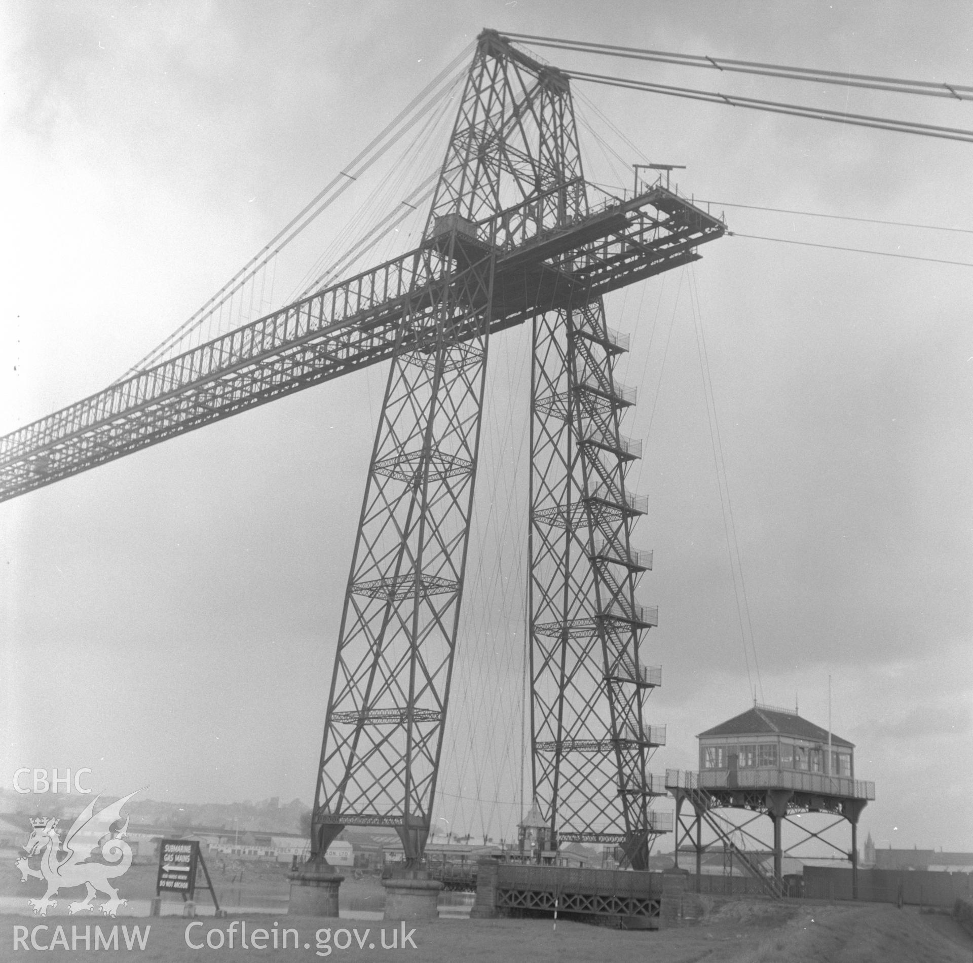 Detail of bridge.