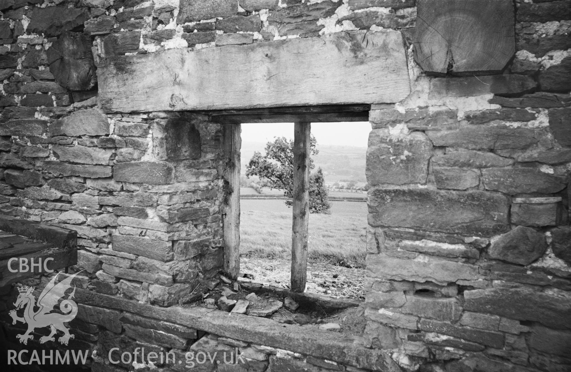 North window - inside. NA/BR/94/029