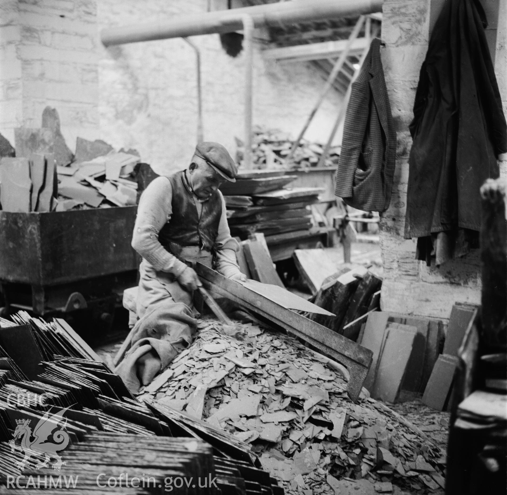 Penrhyn Quarry, slate-cutter at work