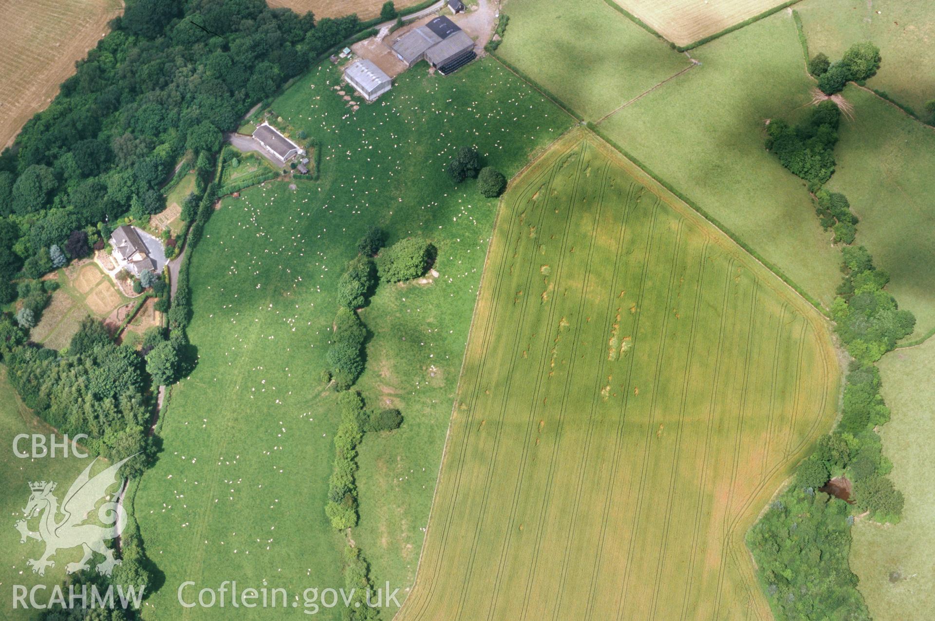 RCAHMW colour slide oblique aerial photograph of Newton Farm, Presteigne, taken on 15/07/1999 by CR Musson