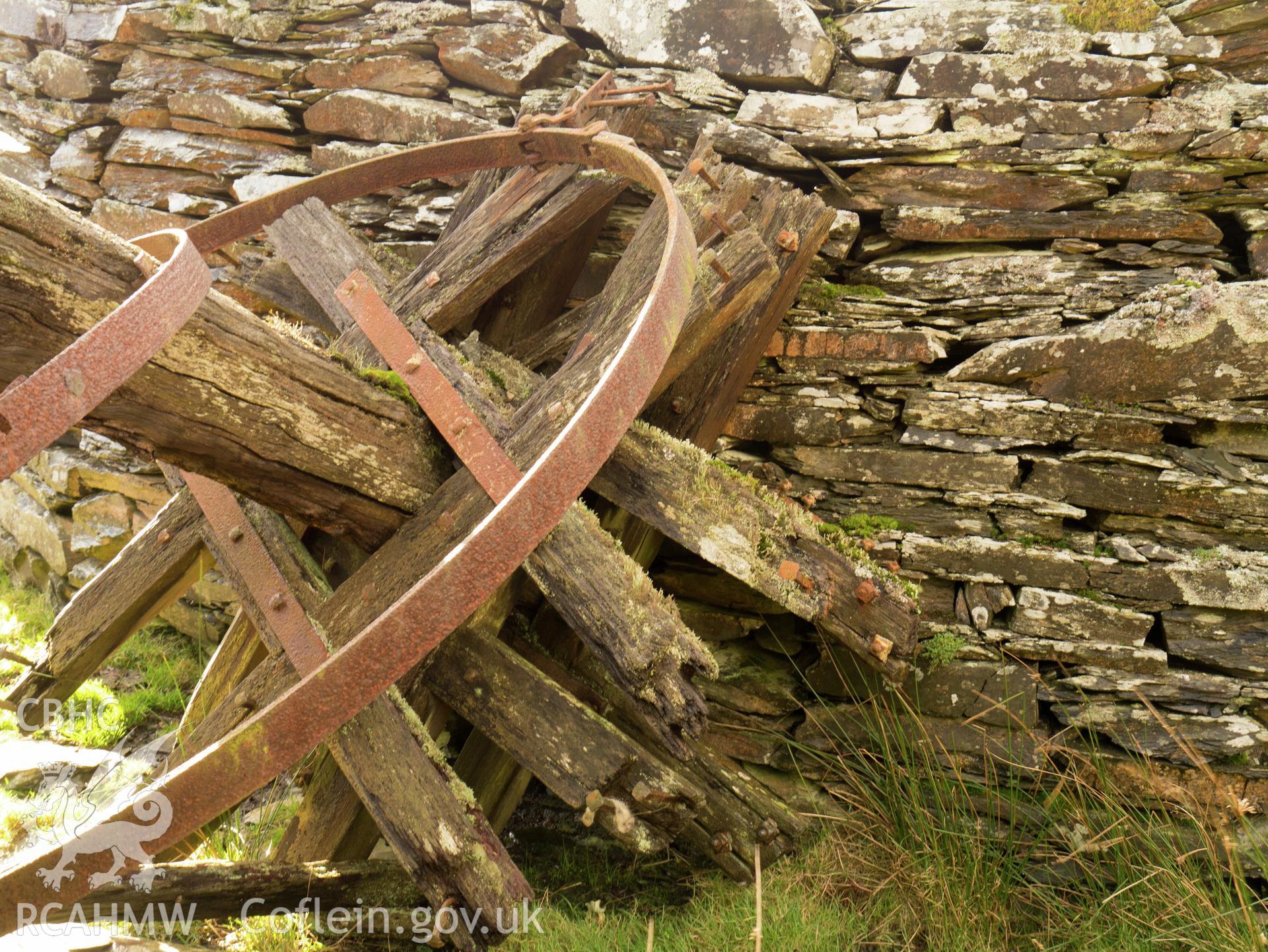 view of winding drum and axletree.