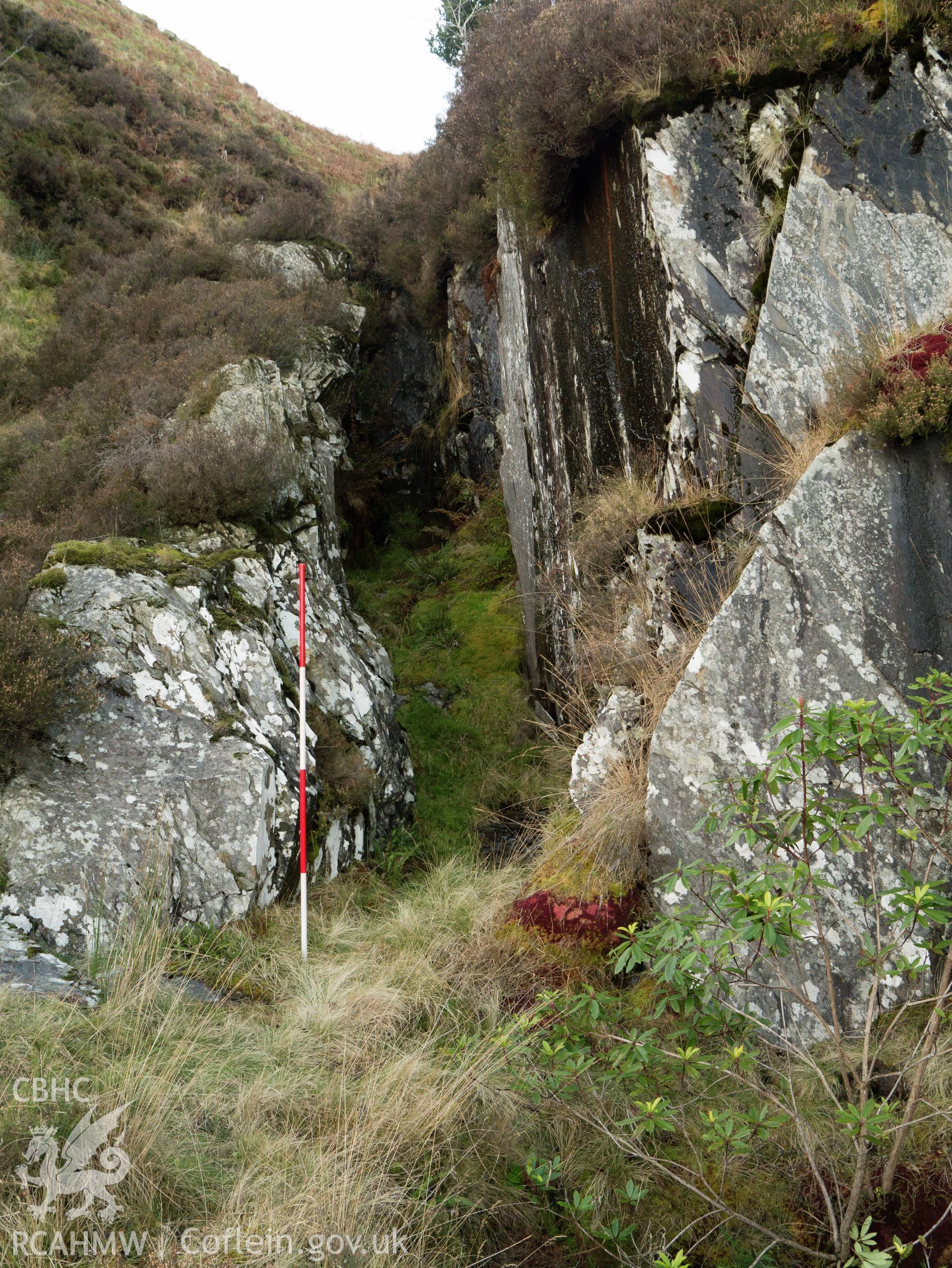 view looking N showing narrow 'opencut'.
