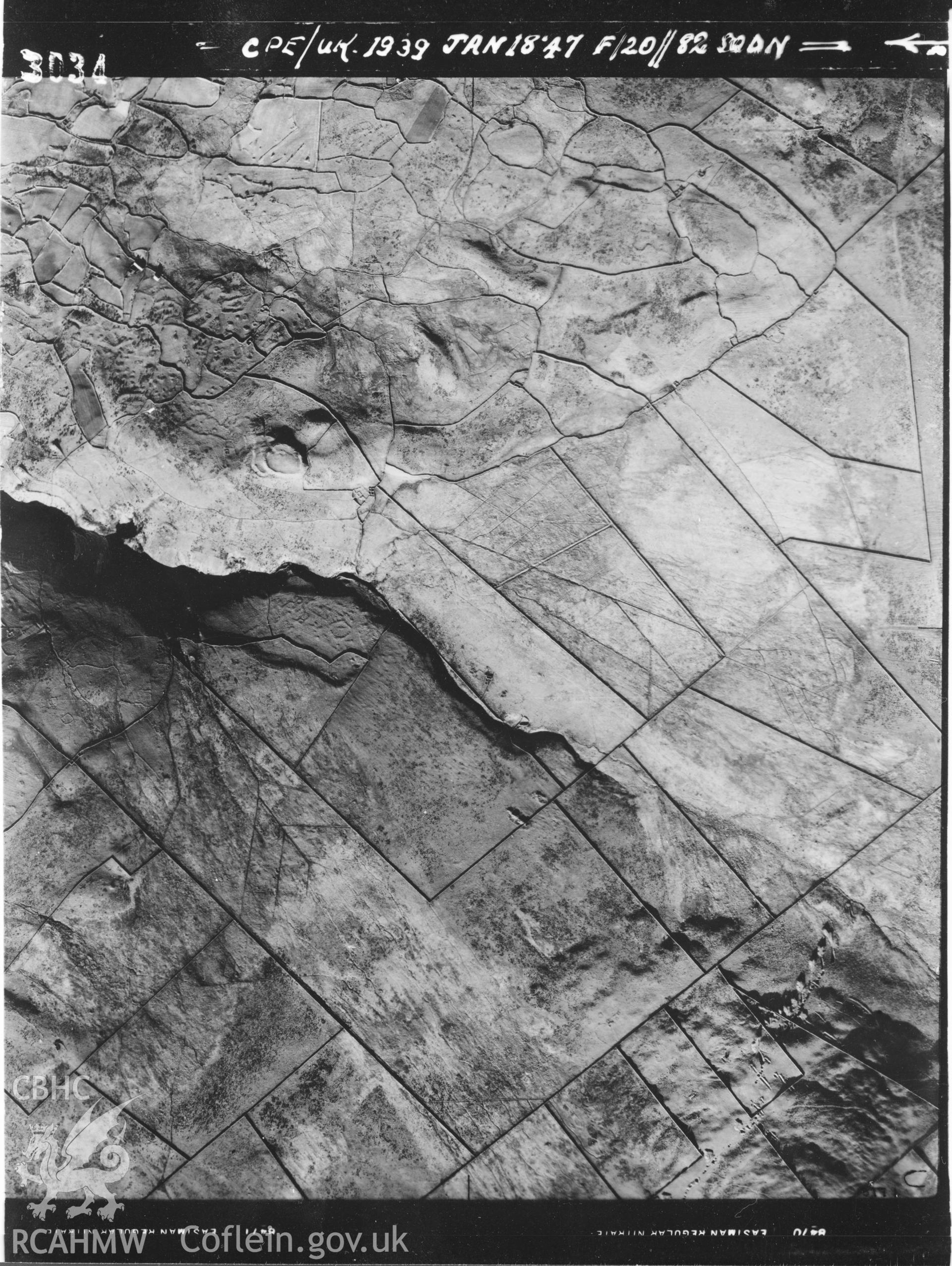 Black and white vertical aerial photograph taken by the RAF on 20/01/1947 centred on SH61082087 at a scale of 1:10000. The photograph includes part of Dyffryn Ardudwy community in Gwynedd.