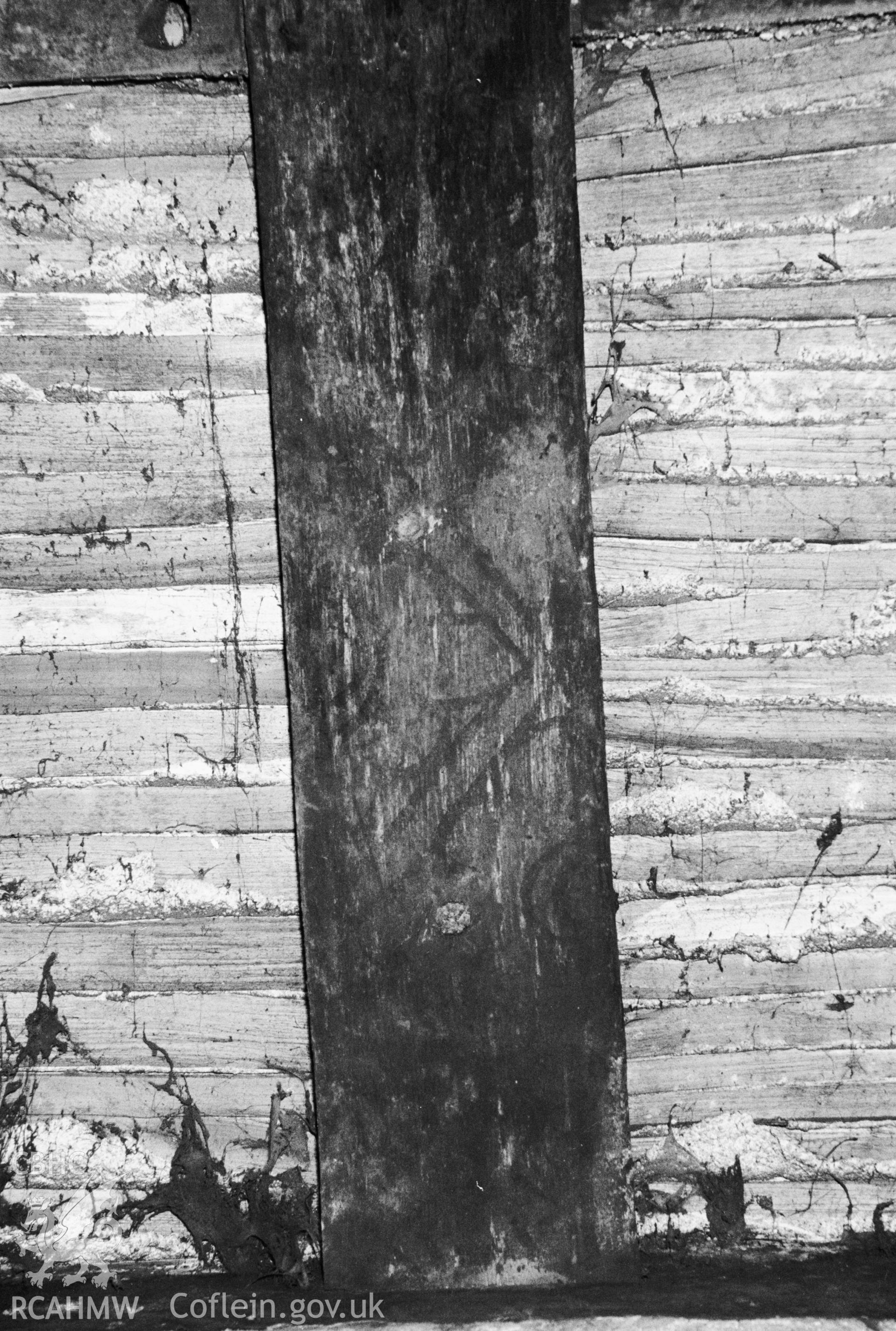 Interior, wallpainting on post