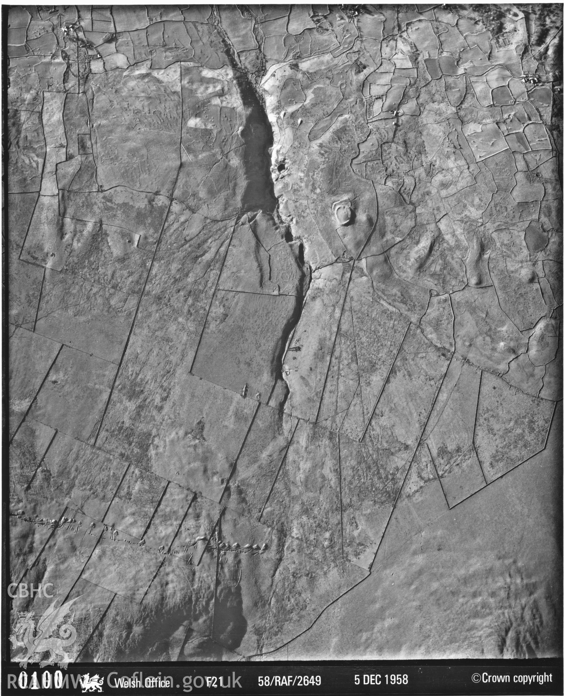 Black and white vertical aerial photograph taken by the RAF in 1958, centred on SH6020. The photograph includes Pen y Dinas, Dyffryn Ardudwy.
