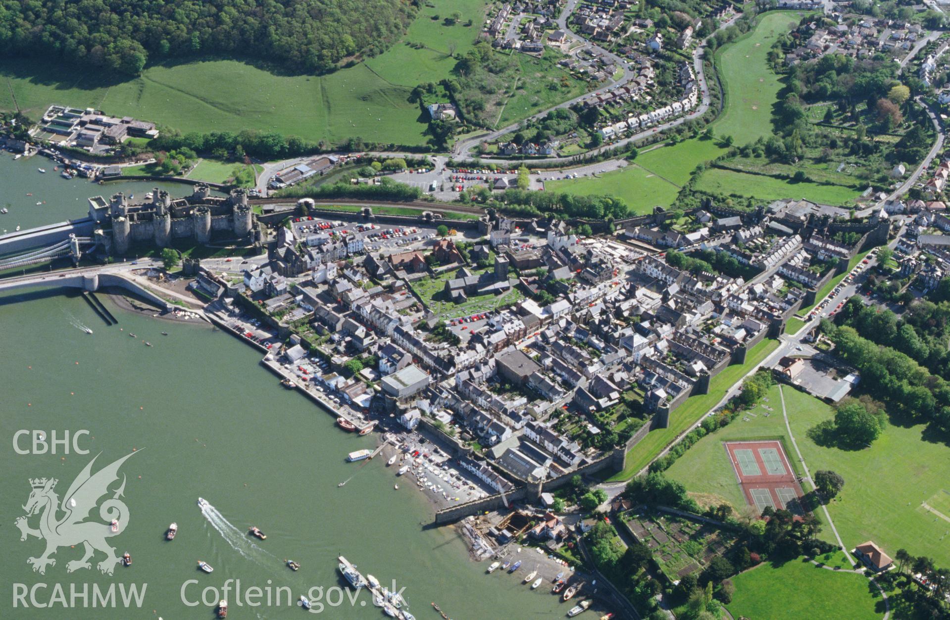 RCAHMW colour slide oblique aerial photograph of Conwy, Conwy, taken by C.R. Musson, 30/04/94