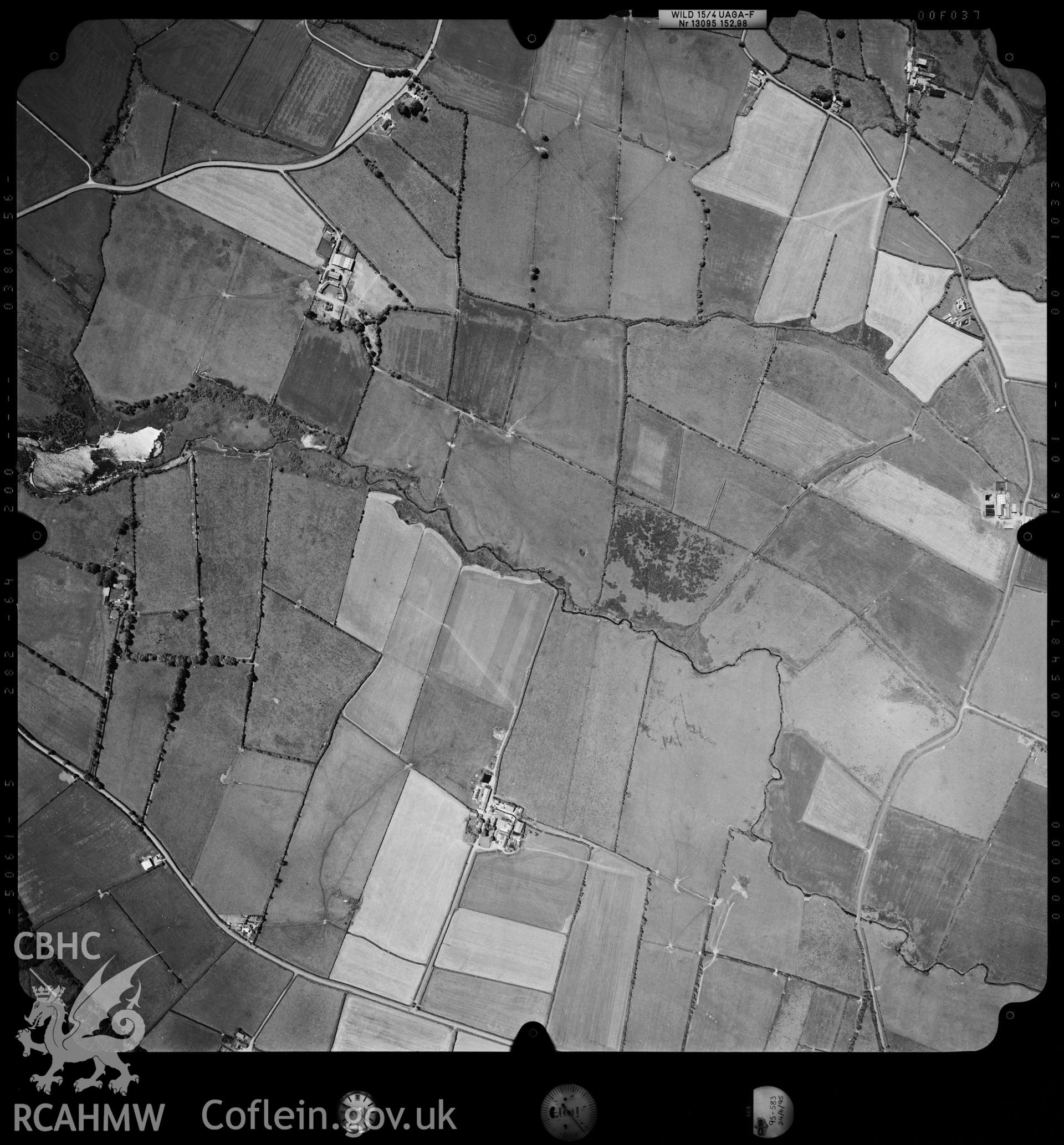 Digitized copy of an aerial photograph showing Felin Frogwy area, Bodfwrdd taken by Ordnance Survey, 1995.