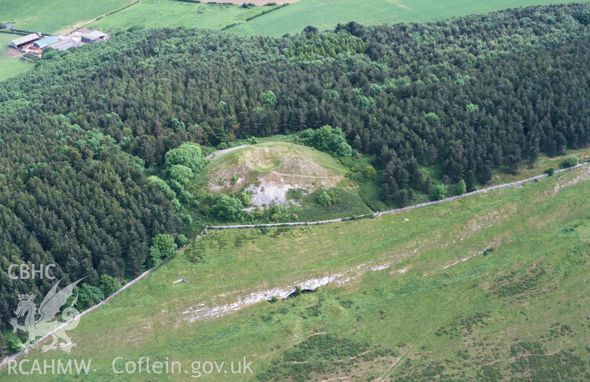 Slide of RCAHMW colour oblique aerial photograph of Gop Cairn taken by T.G. Driver, 2001.
