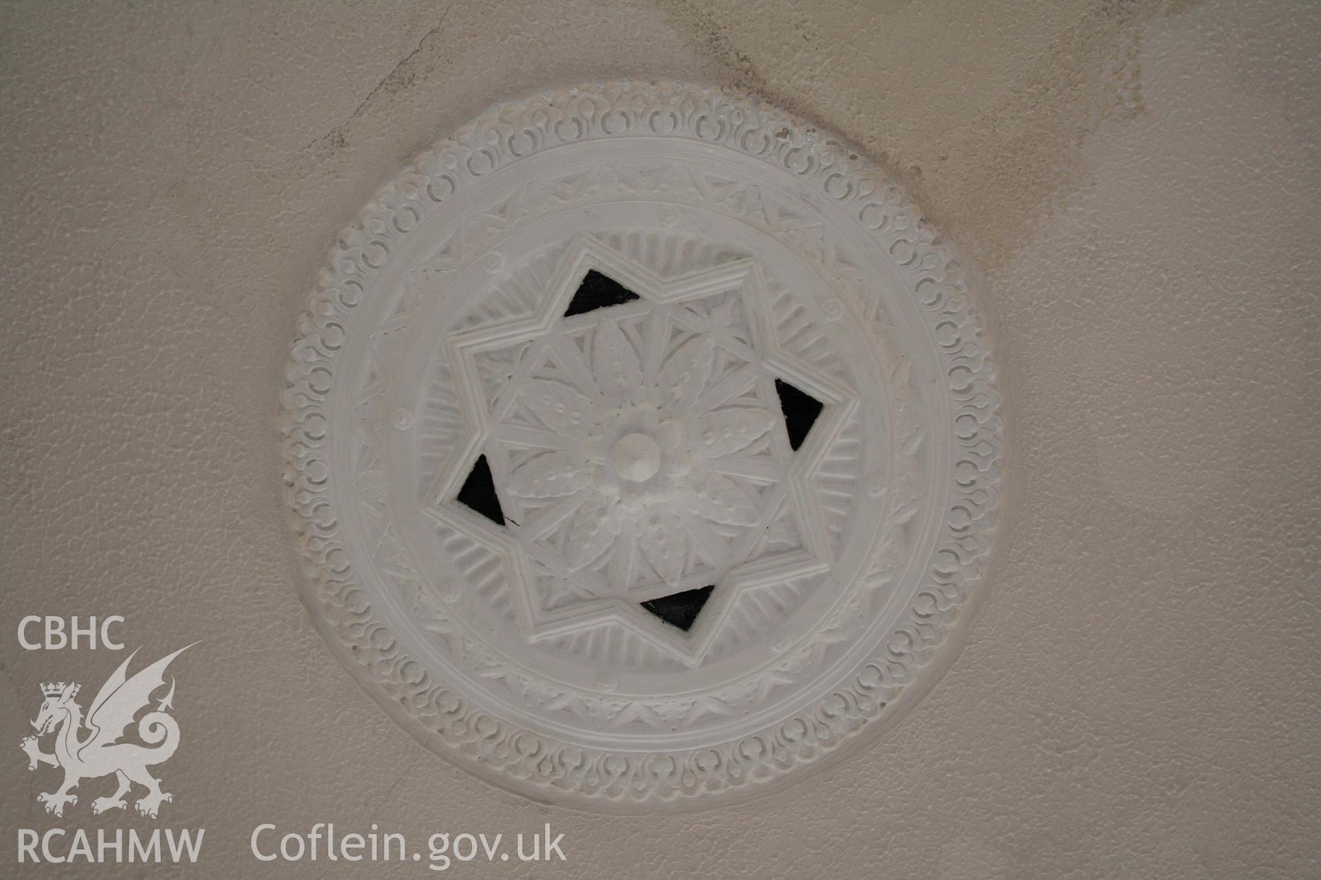 Internal, ceiling plaster vent