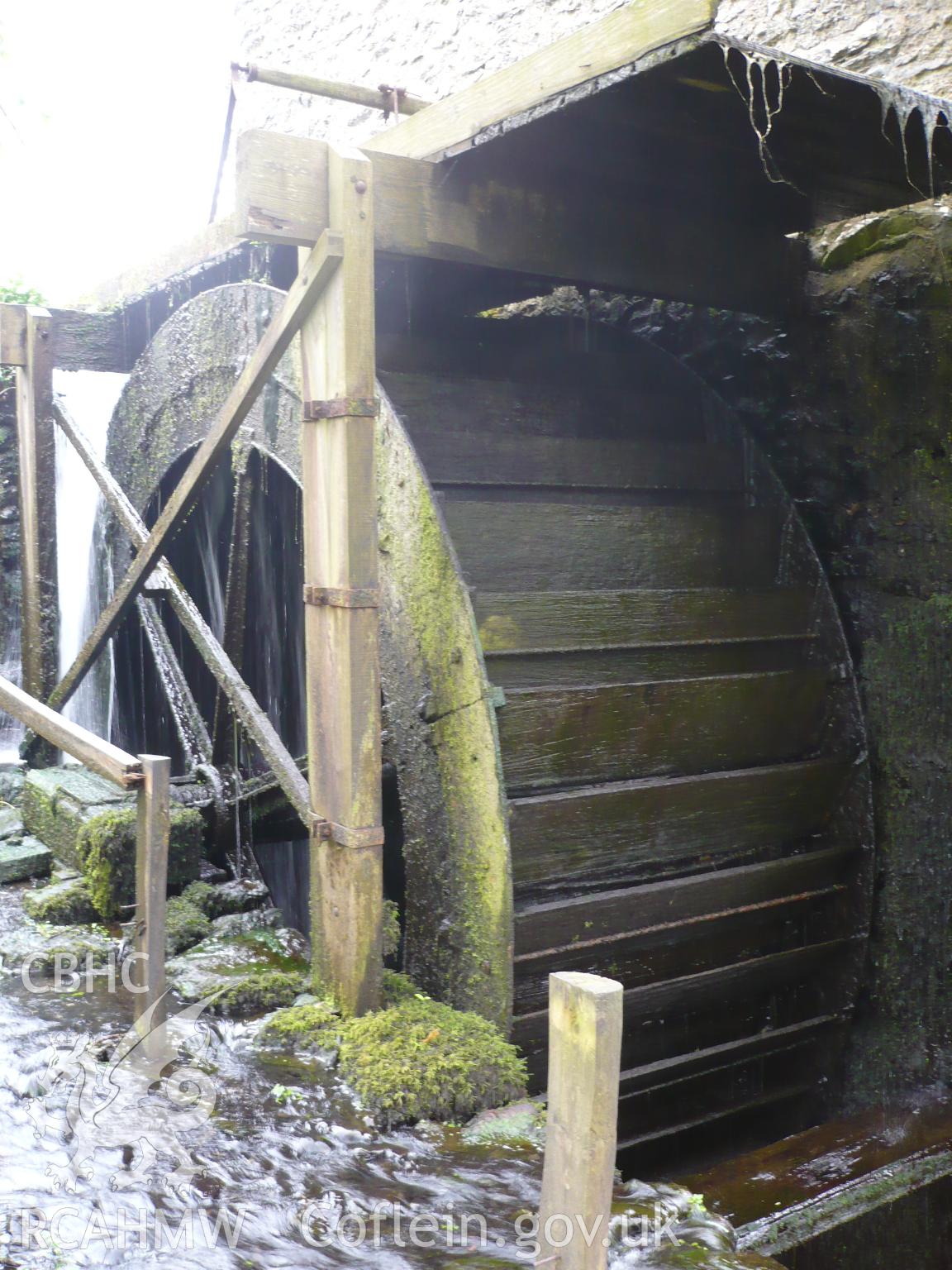Detail of waterwheel at Melin Hywel, taken by Brian Malaws on 26 April 2008.