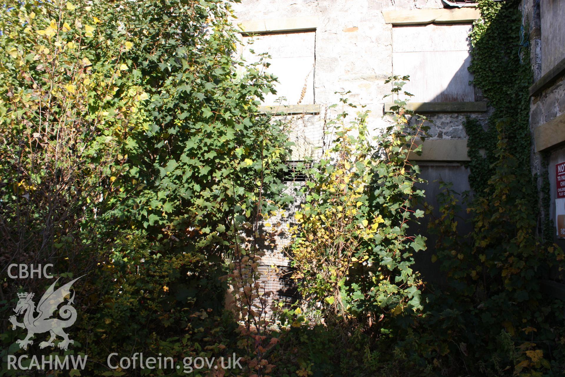 Plas Penyddeuglawdd, Pendyffryn Road, 37 - 39, south elevation with main entry.