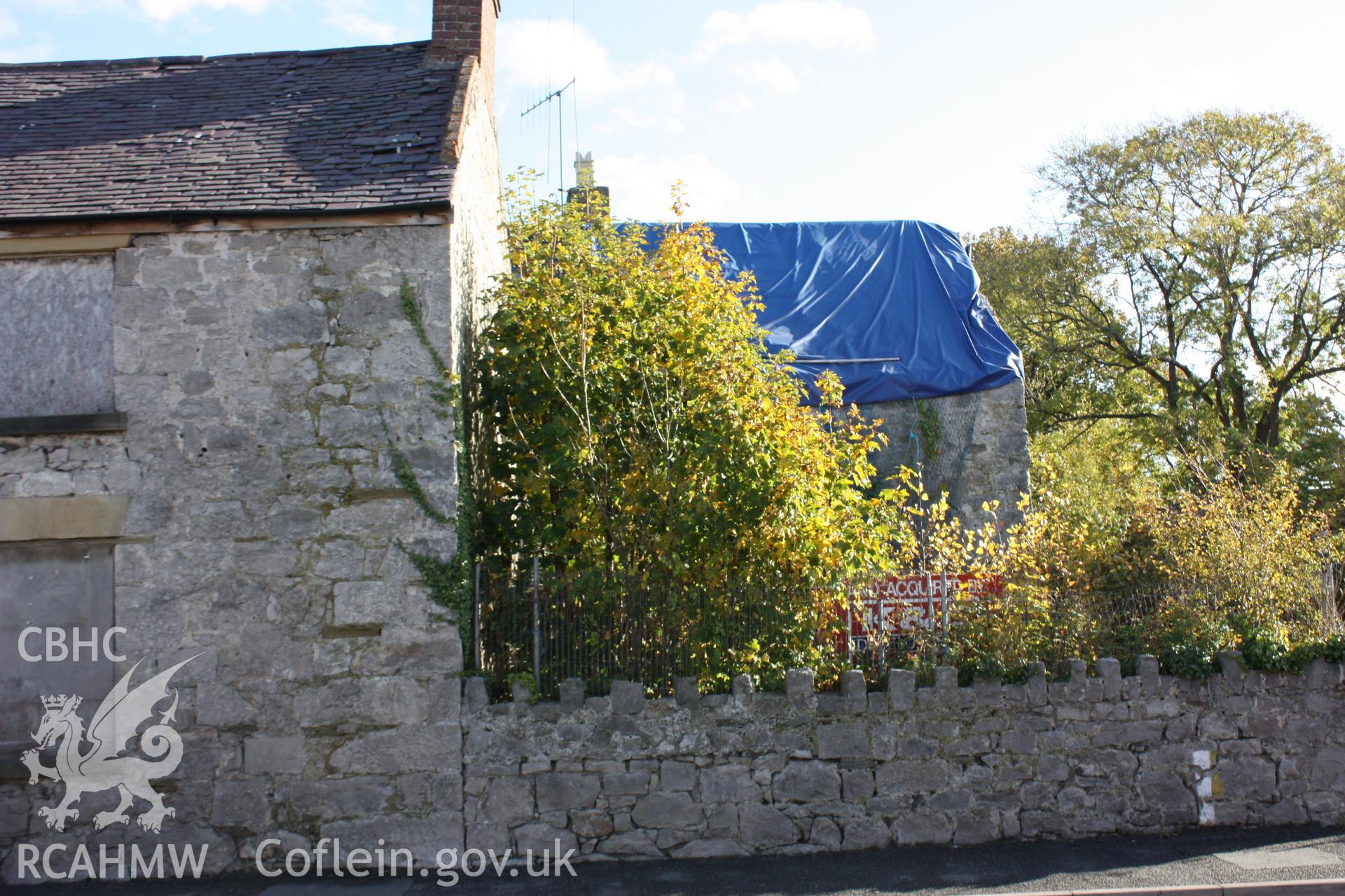 Plas Penyddeuglawdd, Pendyffryn Road, 37 - 39, west elevation of front and rear range.