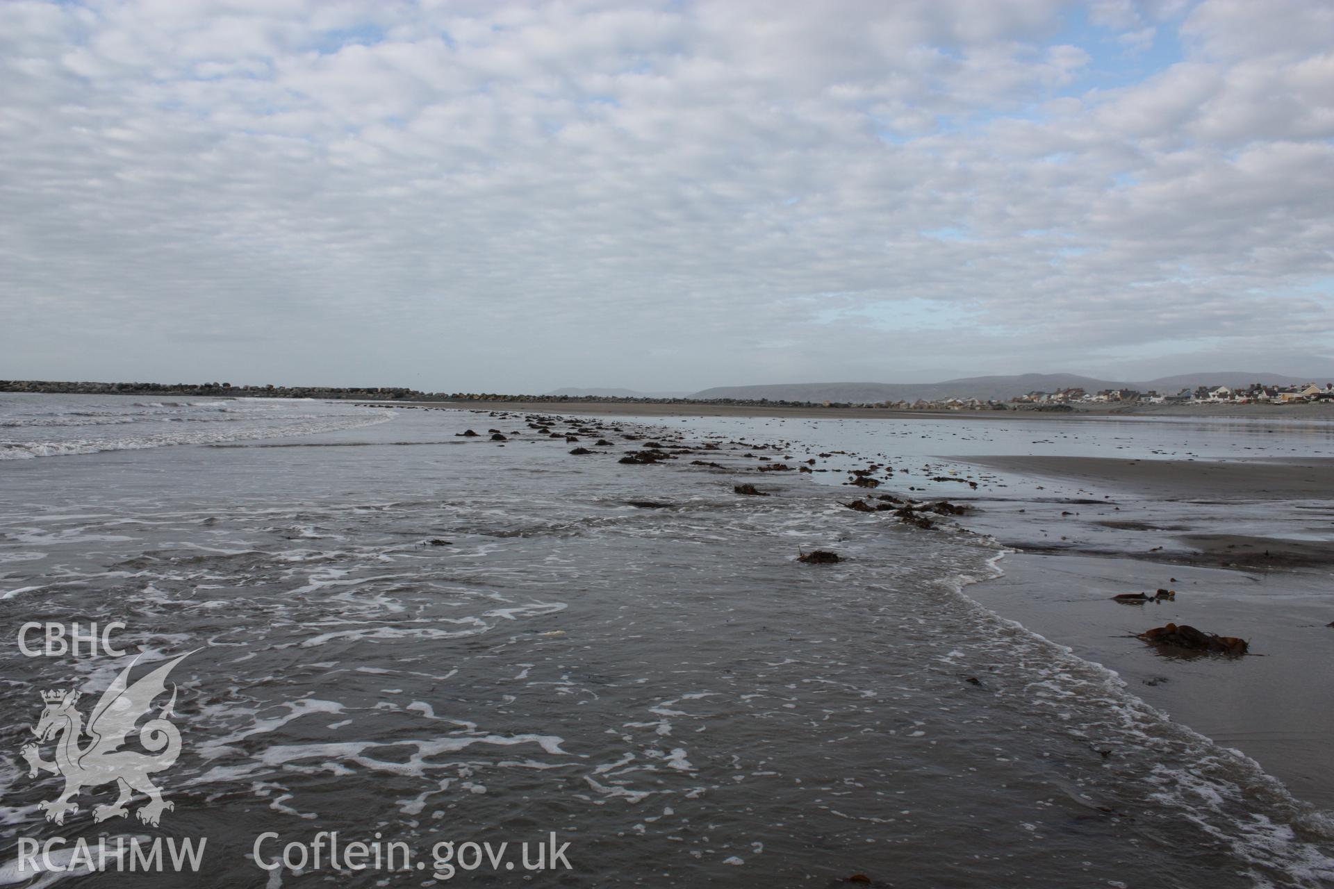 Borth submerged forest (between RNLI lifeboat station and upper Borth), looking north towards Ynyslas. Showing line of exposed tree remains with temporary causeway leading to artificial reef (centre left-right)