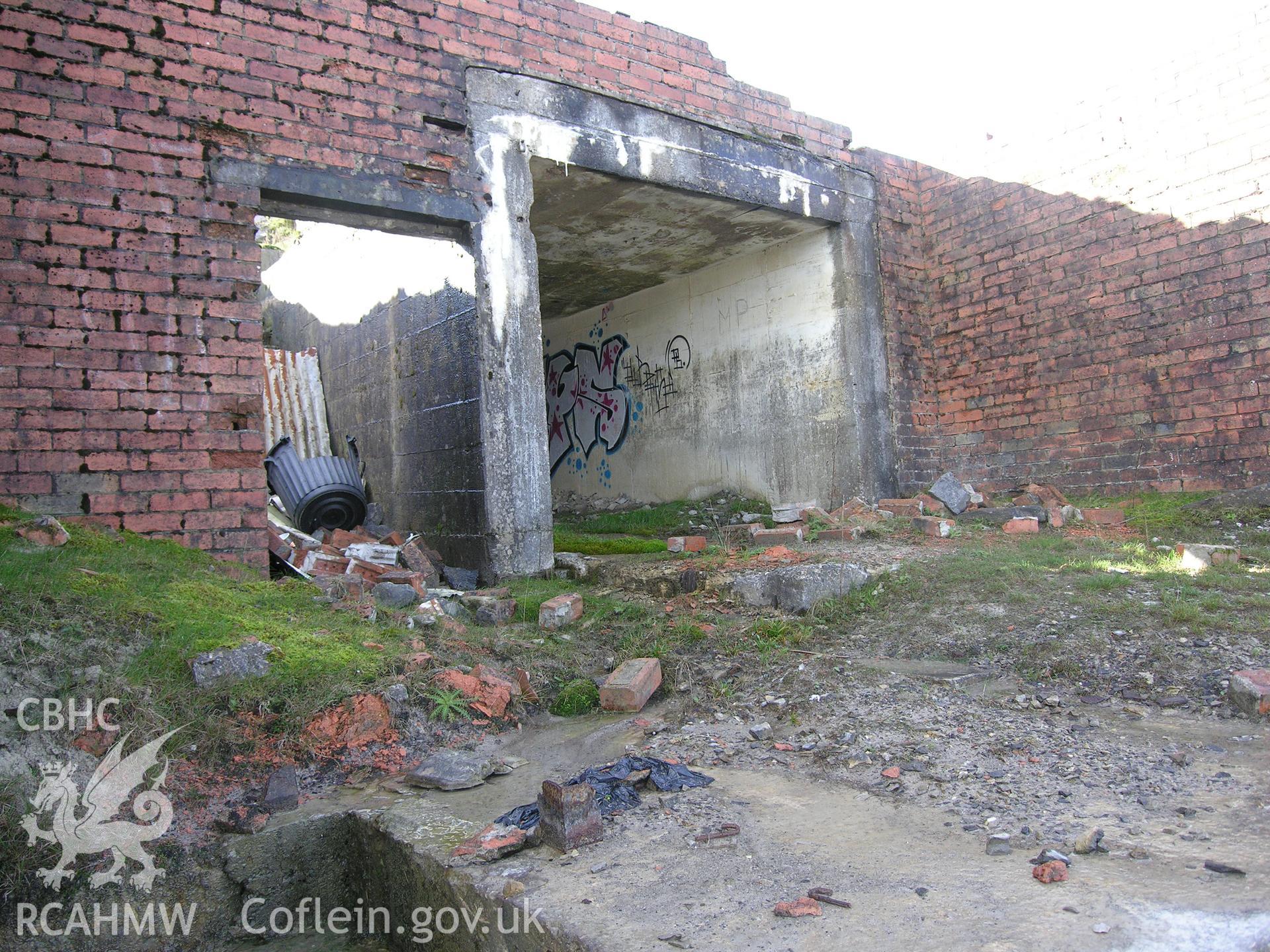 Digital colour photograph of Cwar yr Hendre building inc. tunnel II taken on 24/10/2006 by R.A. Hayman during th Cefn yr Ystrad Upland Survey undertaken by Hayman and Horton.