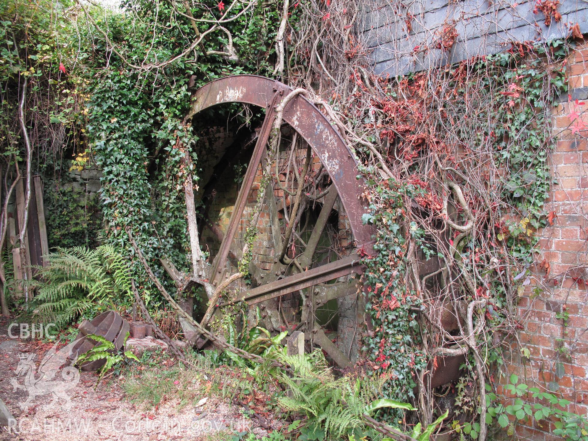 Waterwheel at Llifior Mill, Garthmyl, taken by Hilary Malaws on 17 October 2009.