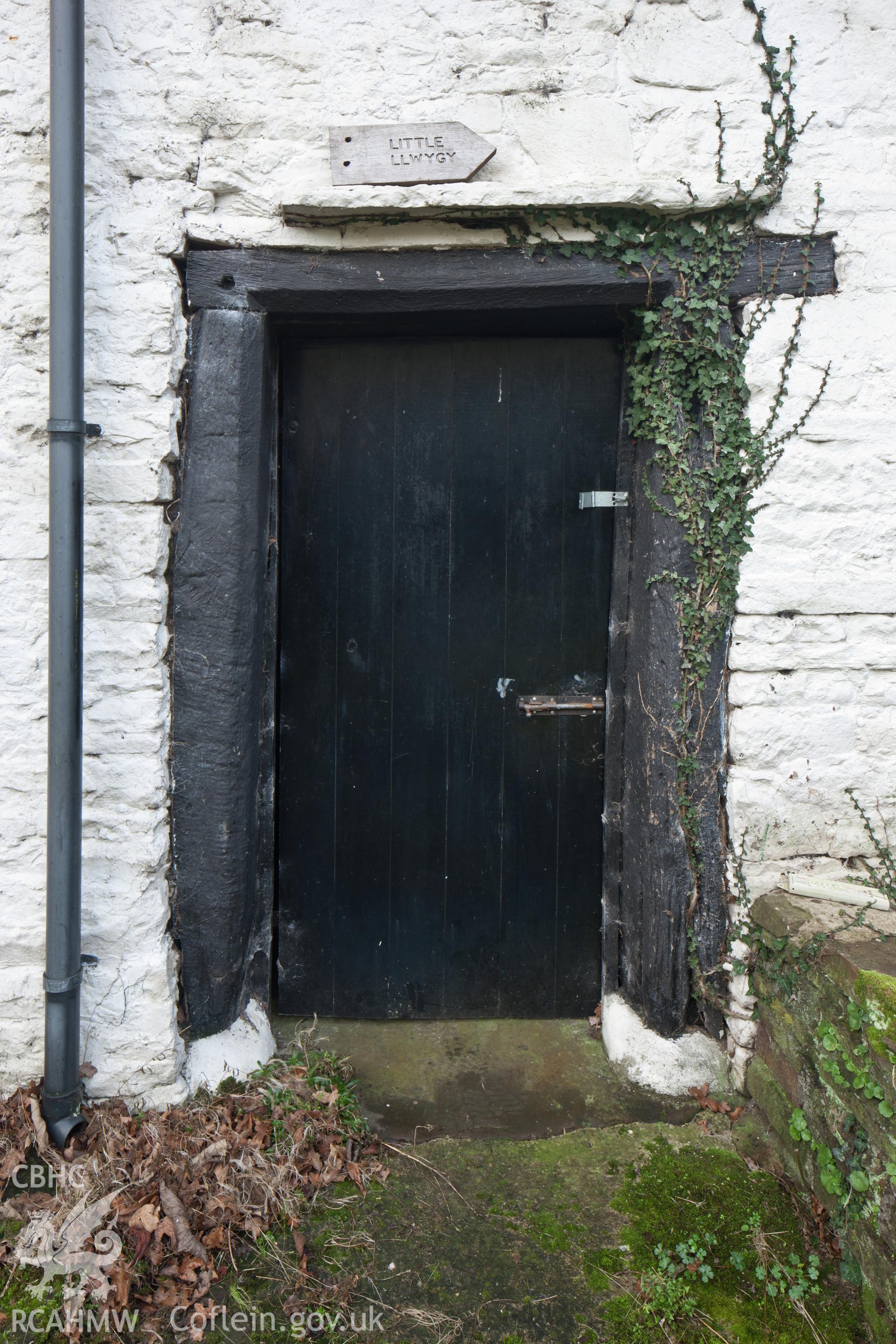 Doorway, detail.  Little Llwygy, Iain Wright 12/01/2012.