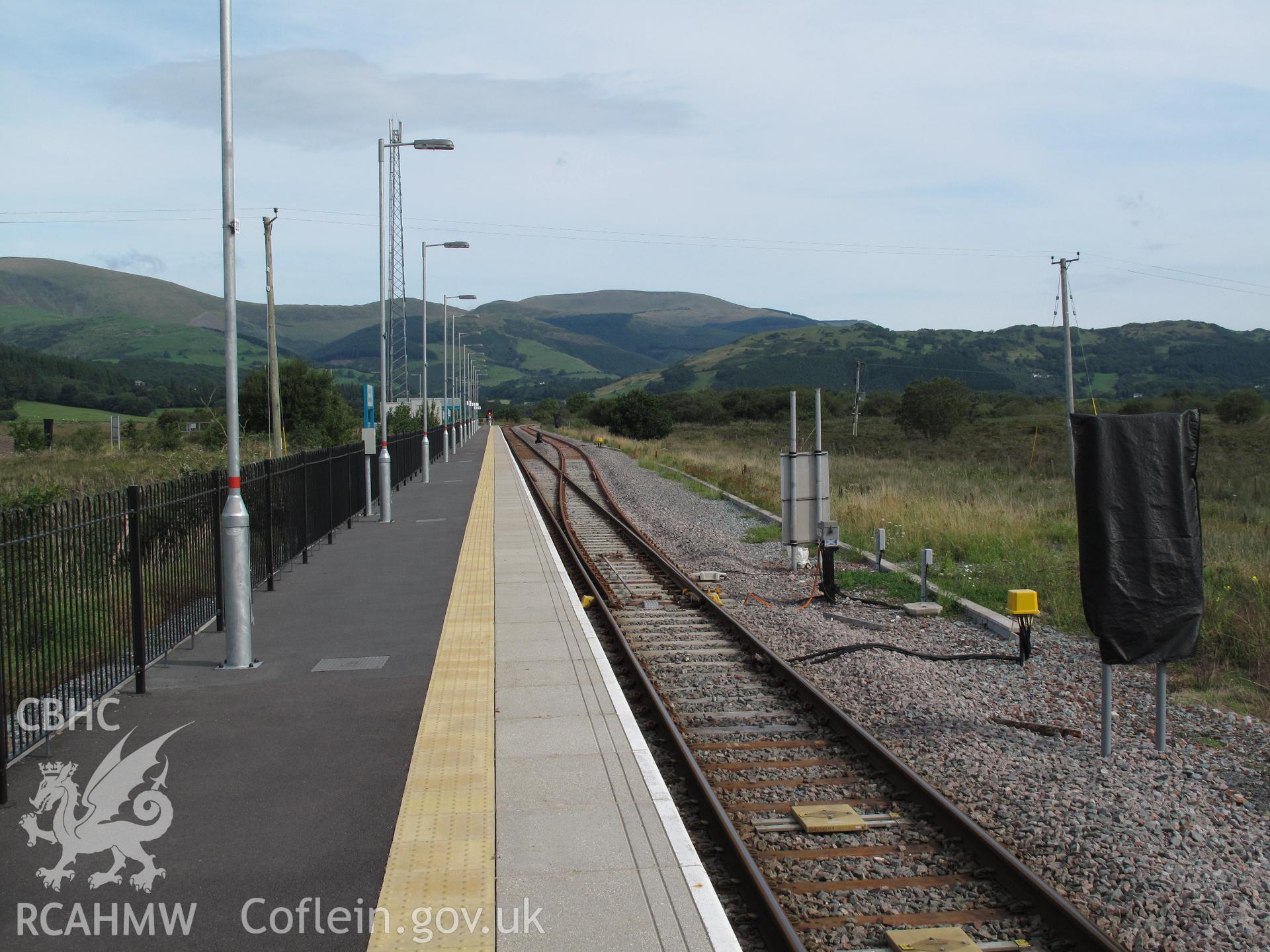 Dovey Junction Station from the south (Aberystwyth line), taken by Brian Malaws on 27 August 2010.