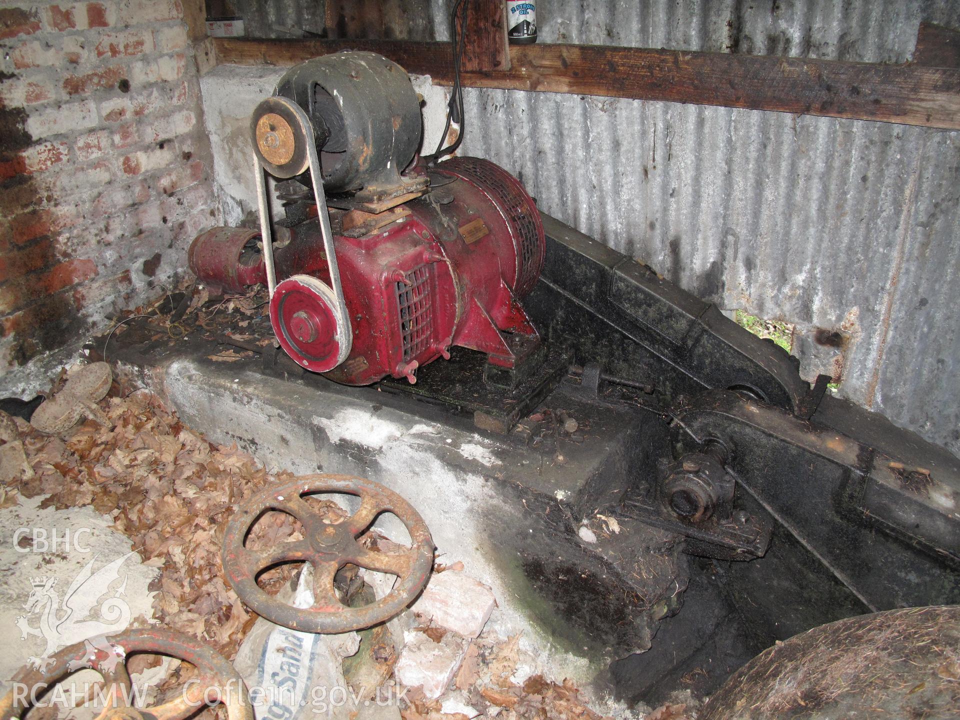 Generator in Pant-y-gynnau Turbine House, taken by Brian Malaws on 18 April 2009.