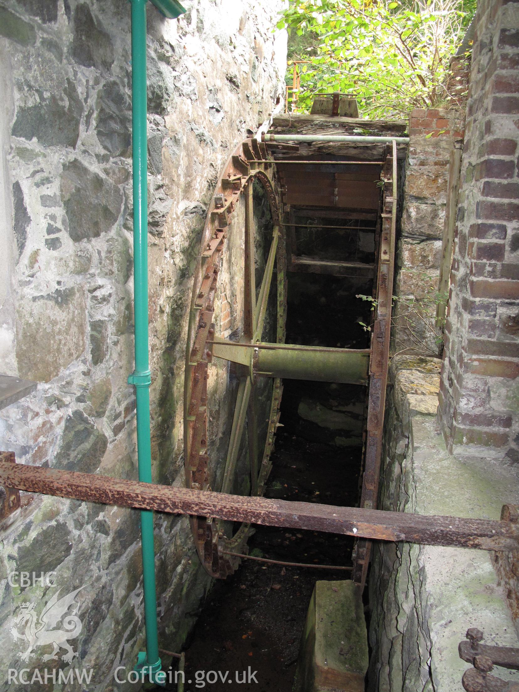 Waterwheel at Melin Glanrafon, Glynllifon, taken by Brian Malaws on 16 October 2010.