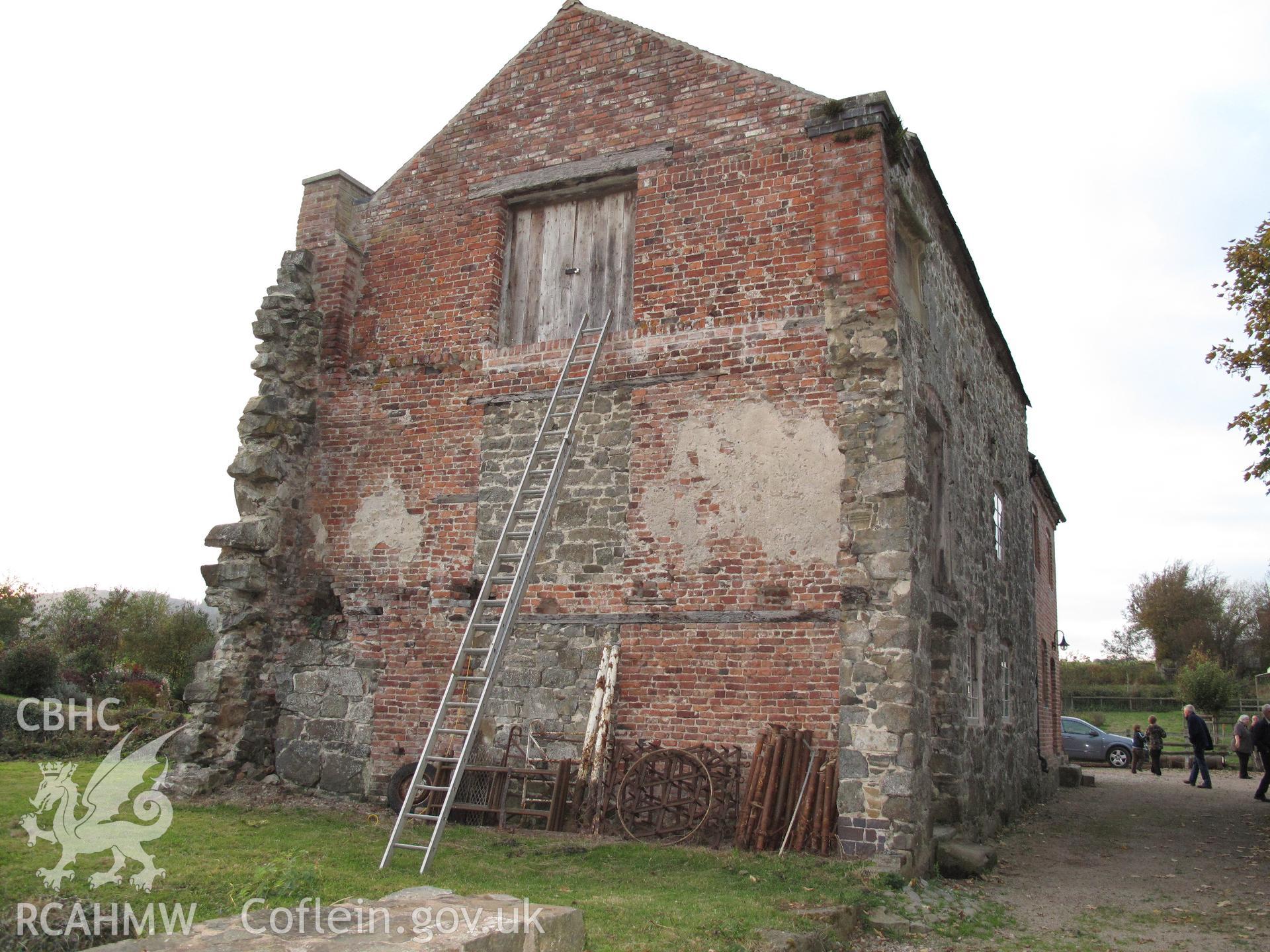 Pontysgawrhyd Mill from the southeast, taken by Hilary Malaws on 17 October 2009.
