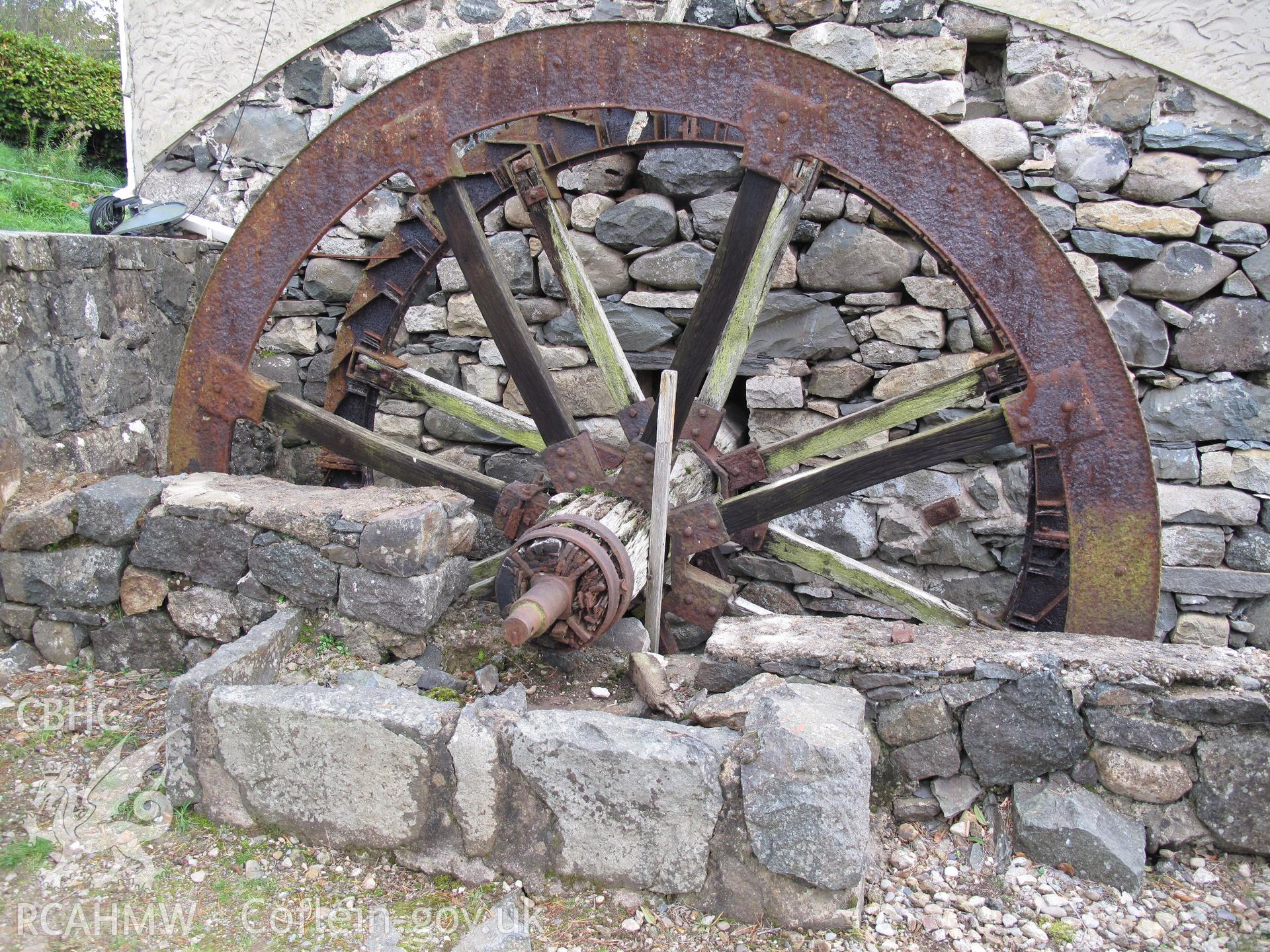 Waterwheel at Rhyd-hir Corn Mill, taken by Brian Malaws on 16 October 2010.
