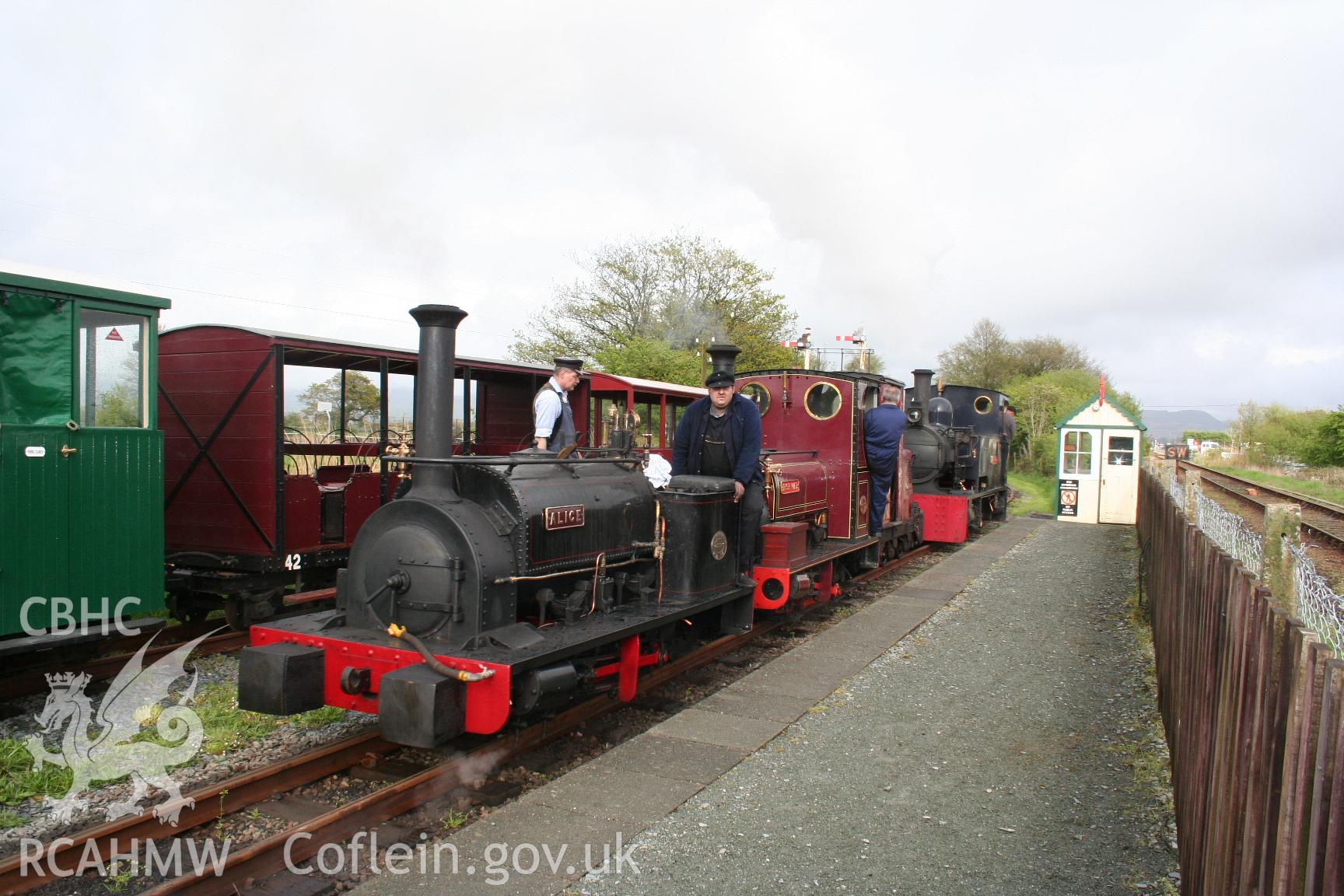 Porthmadog Station, Welsh Highland Heritage Railway, taken by Brian Malaws on 04 May 2008.