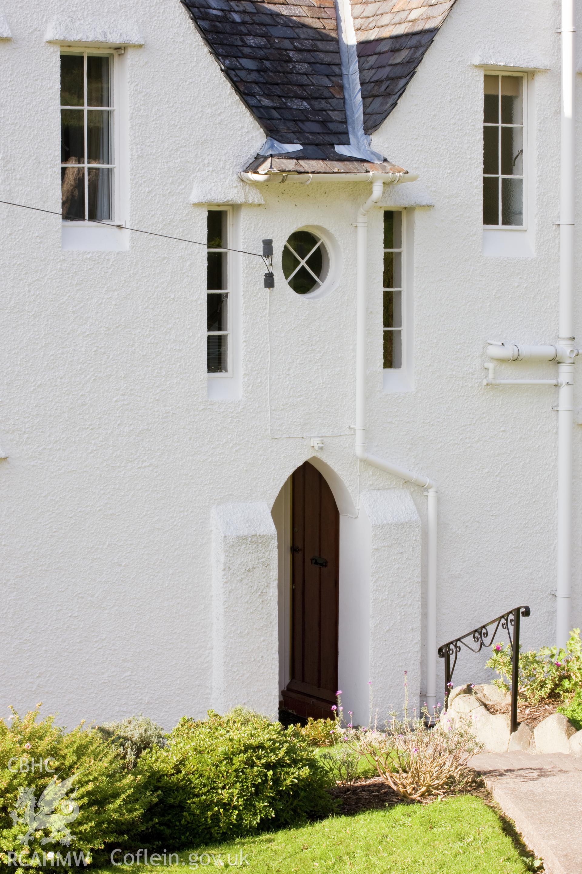 Detail of backdoor and windows.