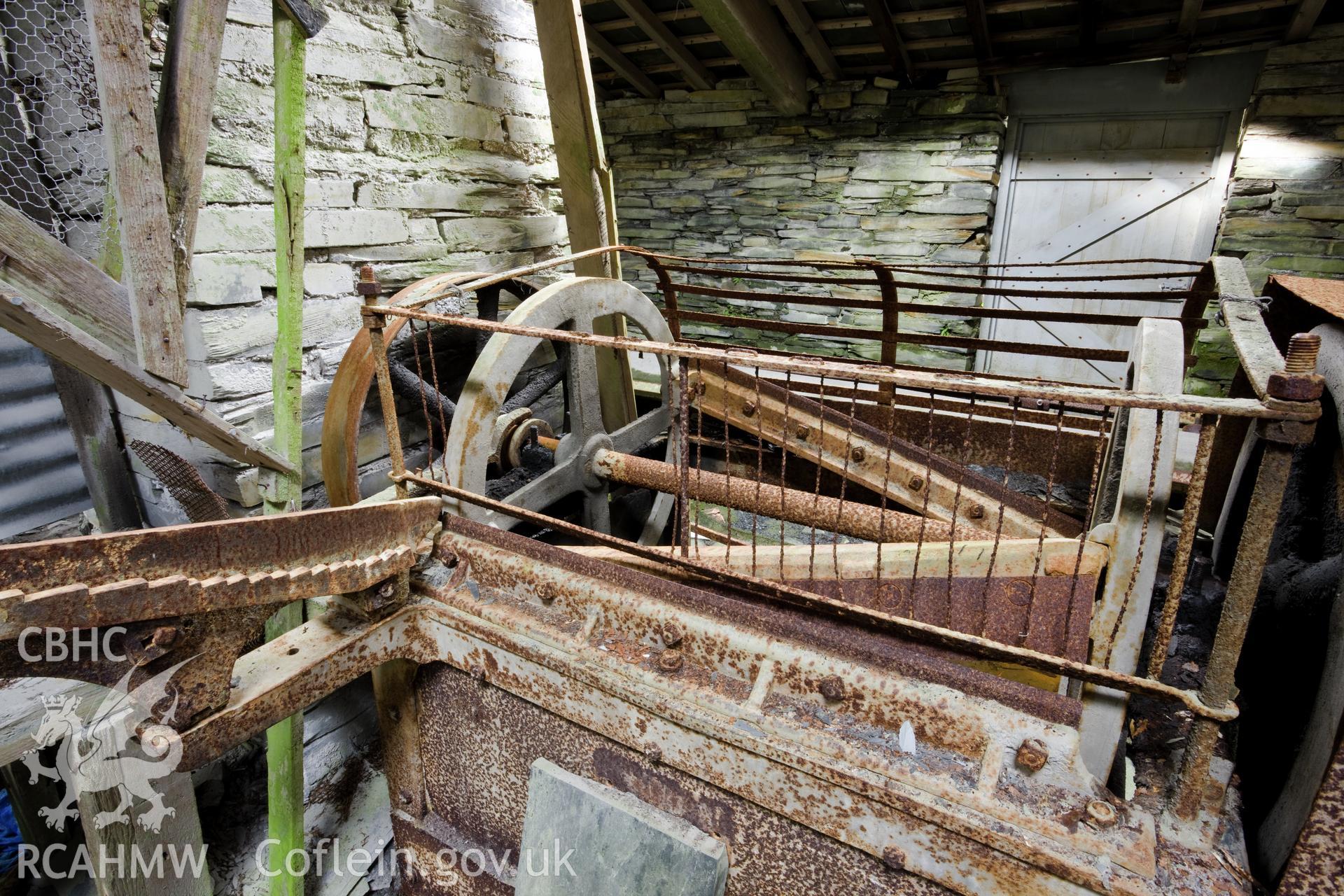 Dressing machine, detail of guillotines, Mill 3.