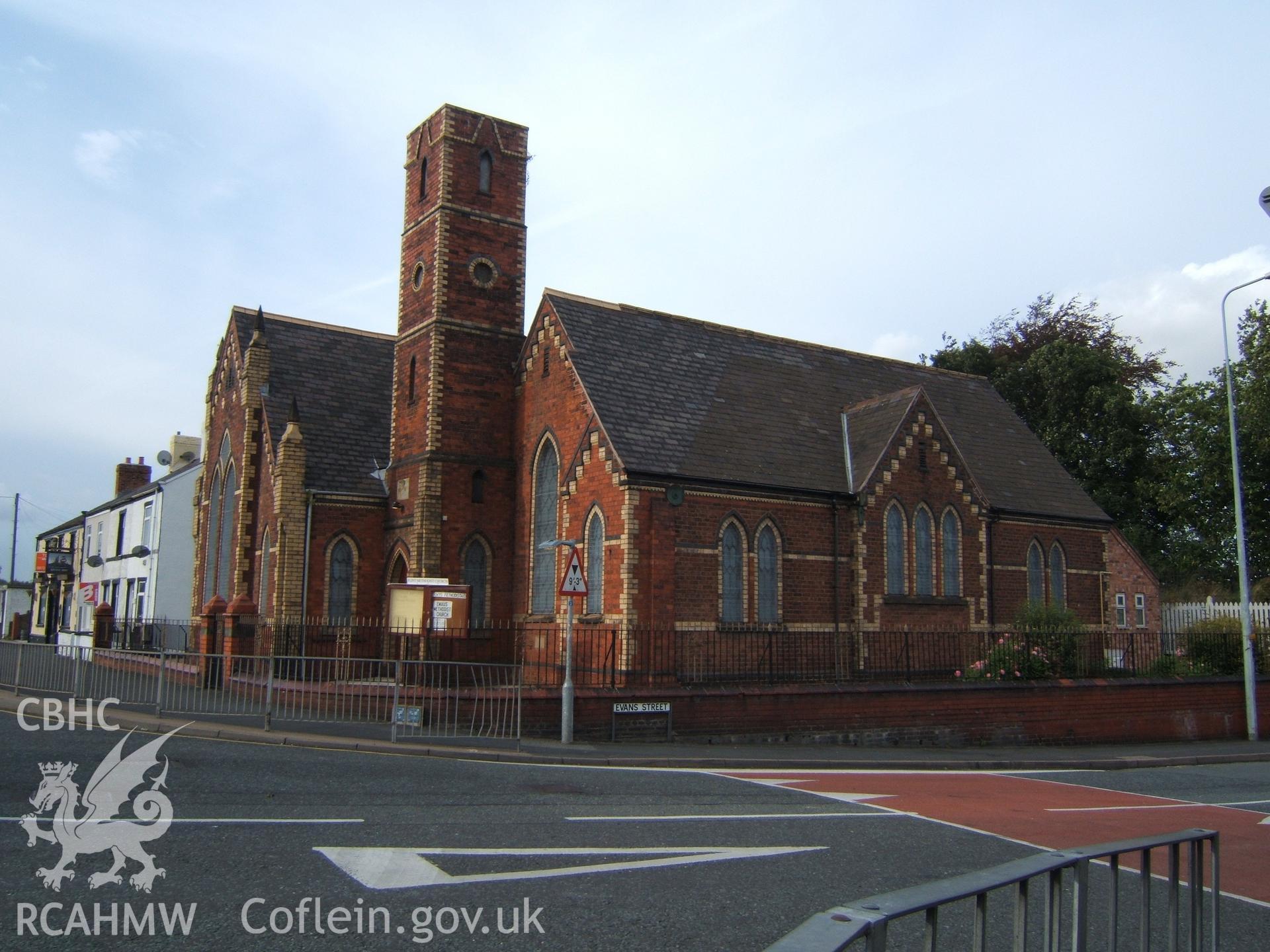 Right-hand 3/4 front elevation.